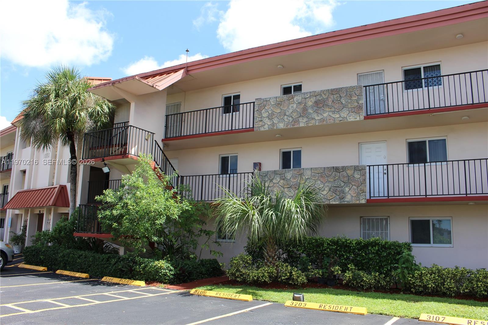 1080 Del Lago Cir # 202