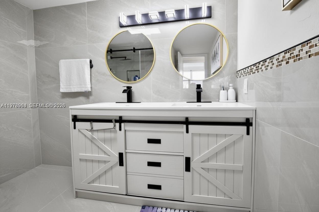 111 Golden Isles Dr # C9