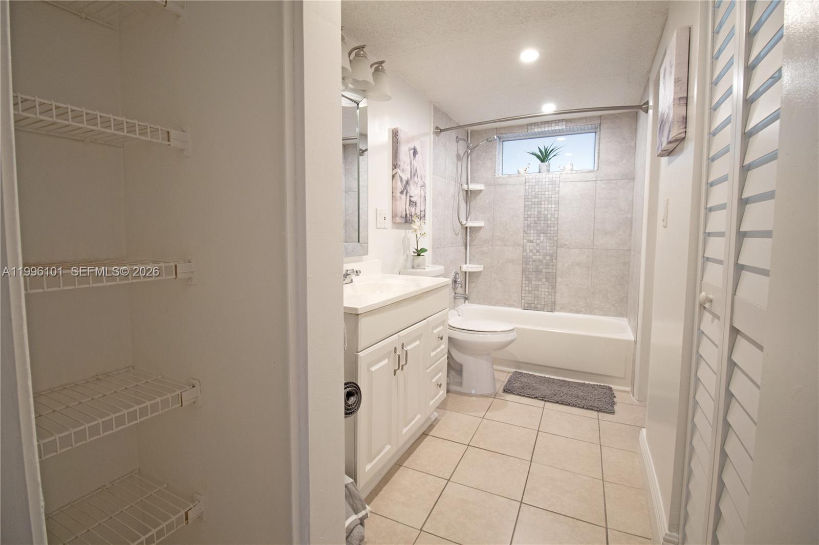 6020 NW 64th Ave # 108