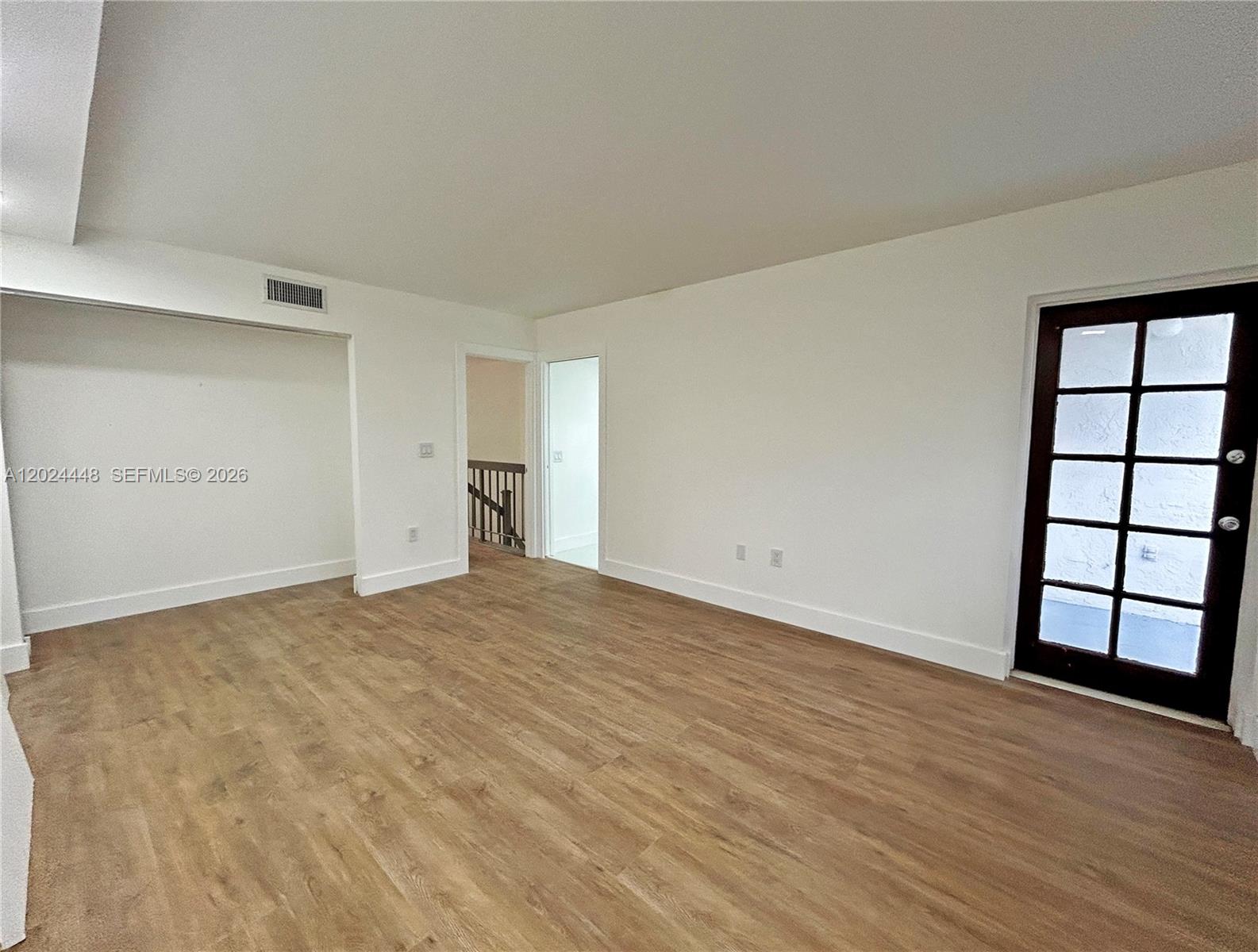 1222 Hillsboro Mile # 15