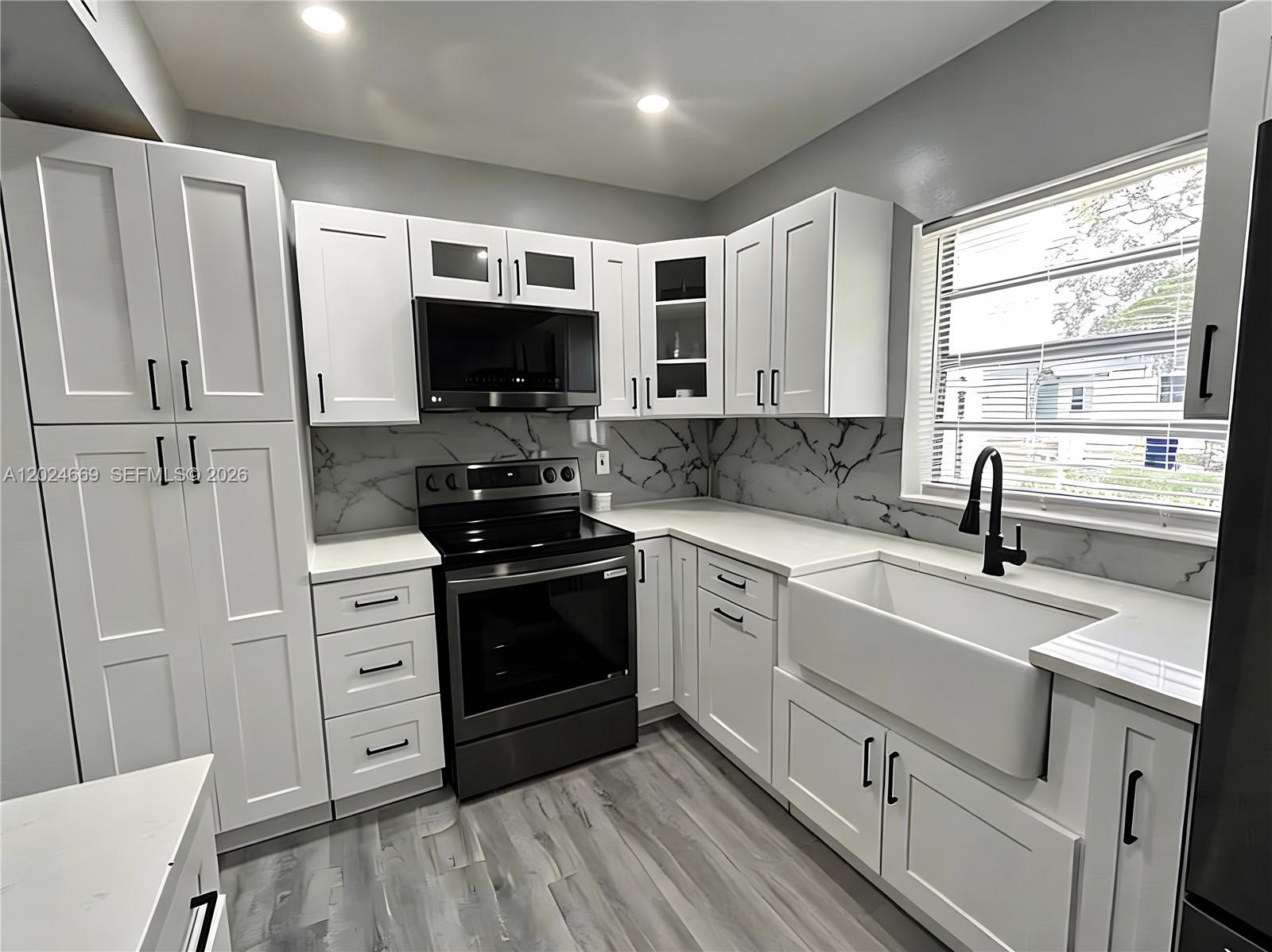 404 NW 18th Ave