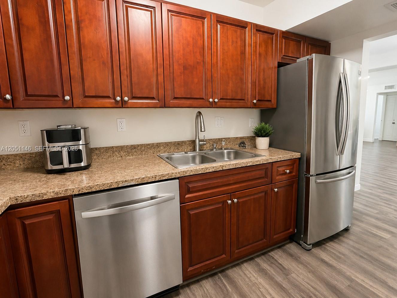 1400 Saint Charles Pl # 217