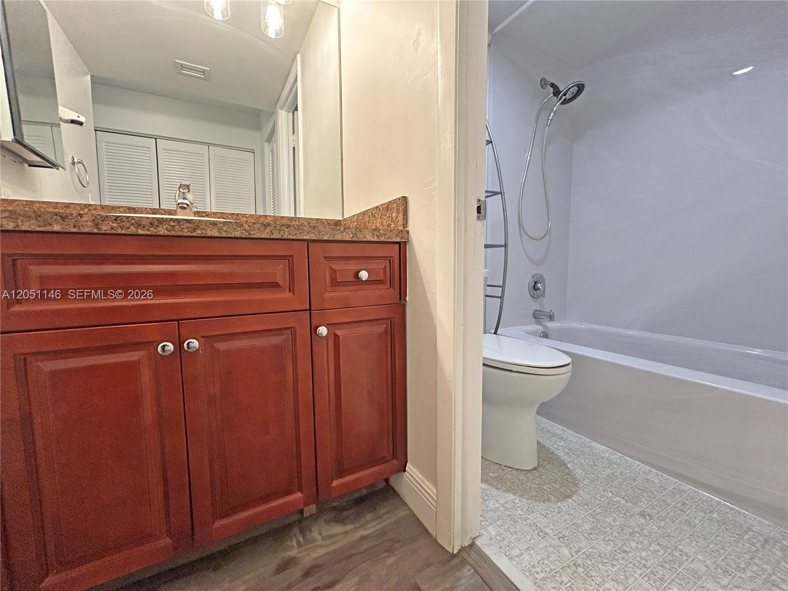 1400 Saint Charles Pl # 217