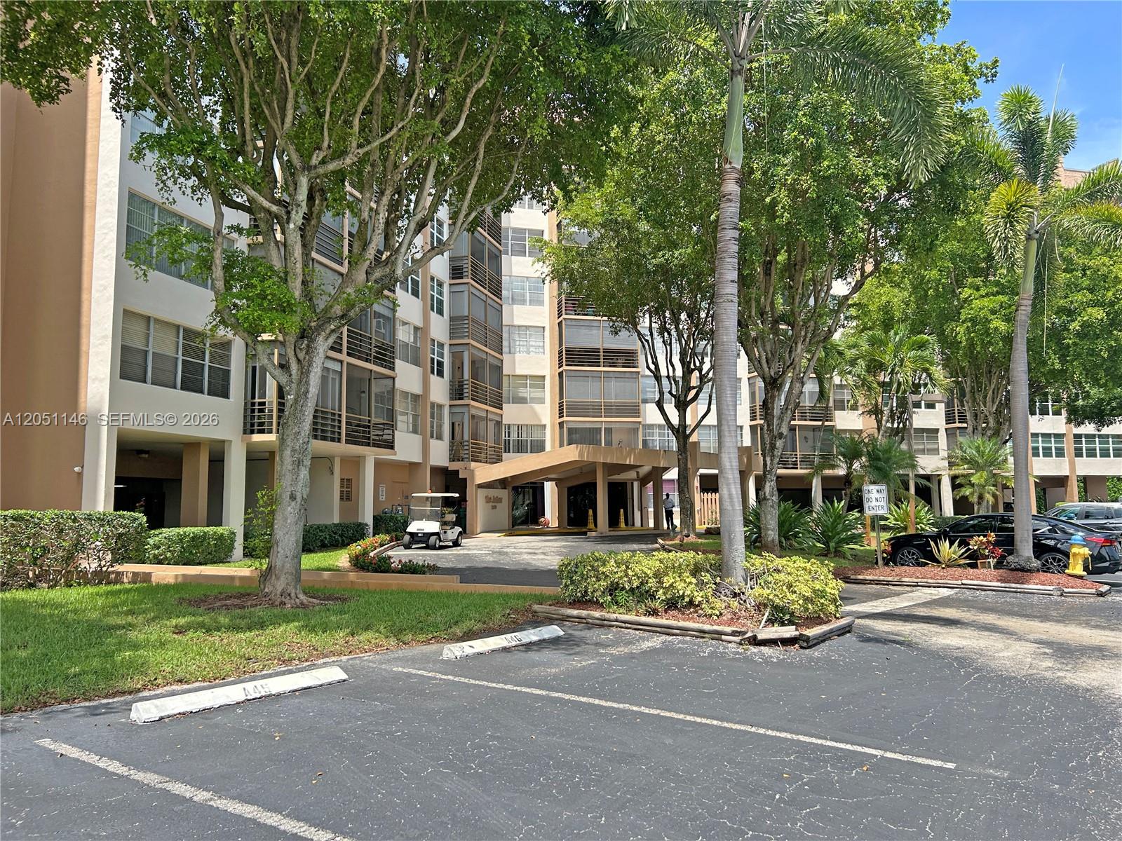 1400 Saint Charles Pl # 217