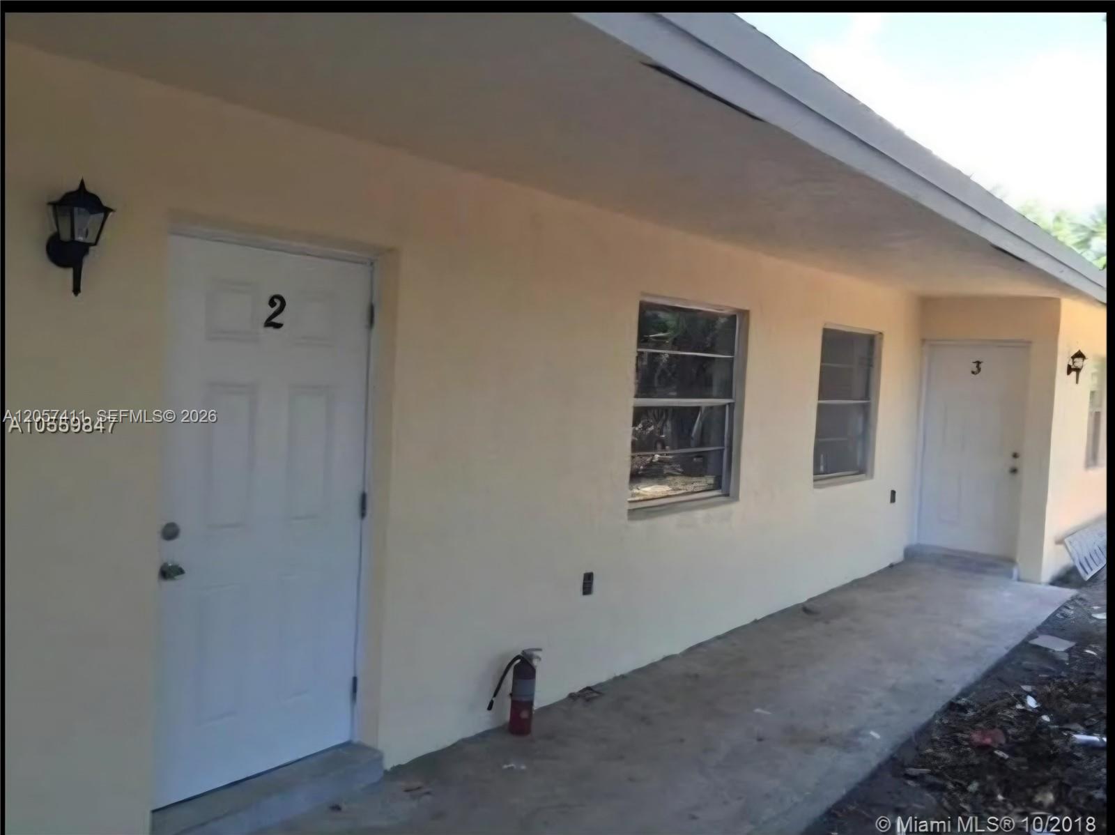 853 SW 9th Ct # 2