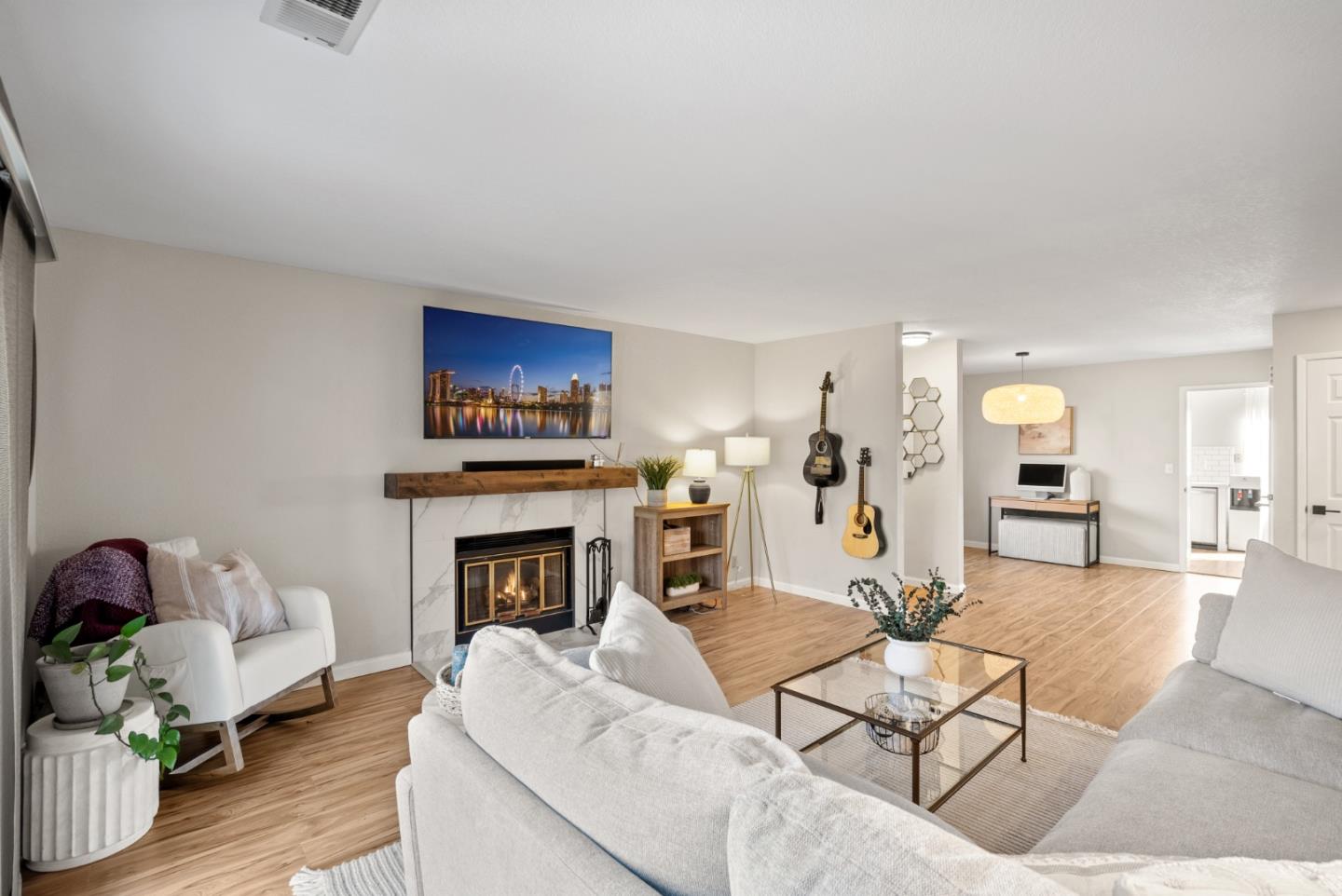 1555 Hecker Pass RD G201