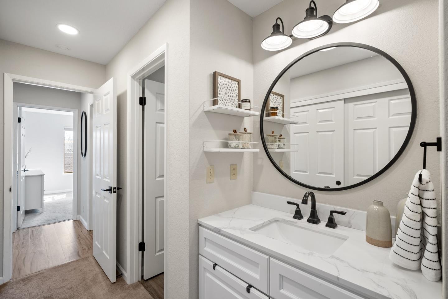 1555 Hecker Pass RD G201