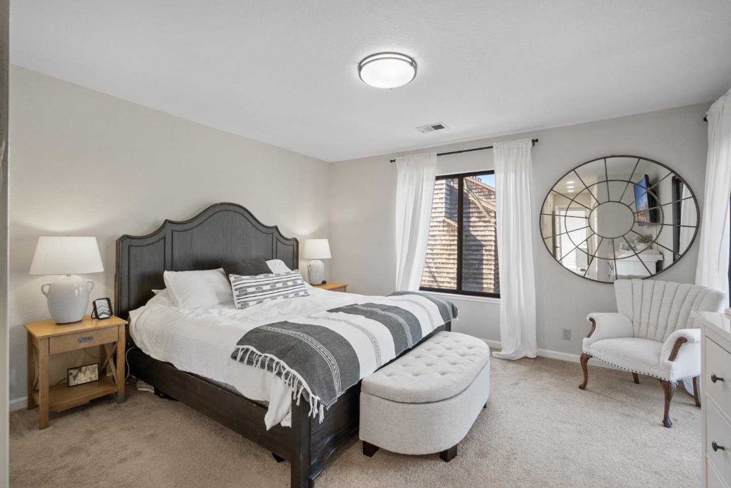 1555 Hecker Pass RD G201