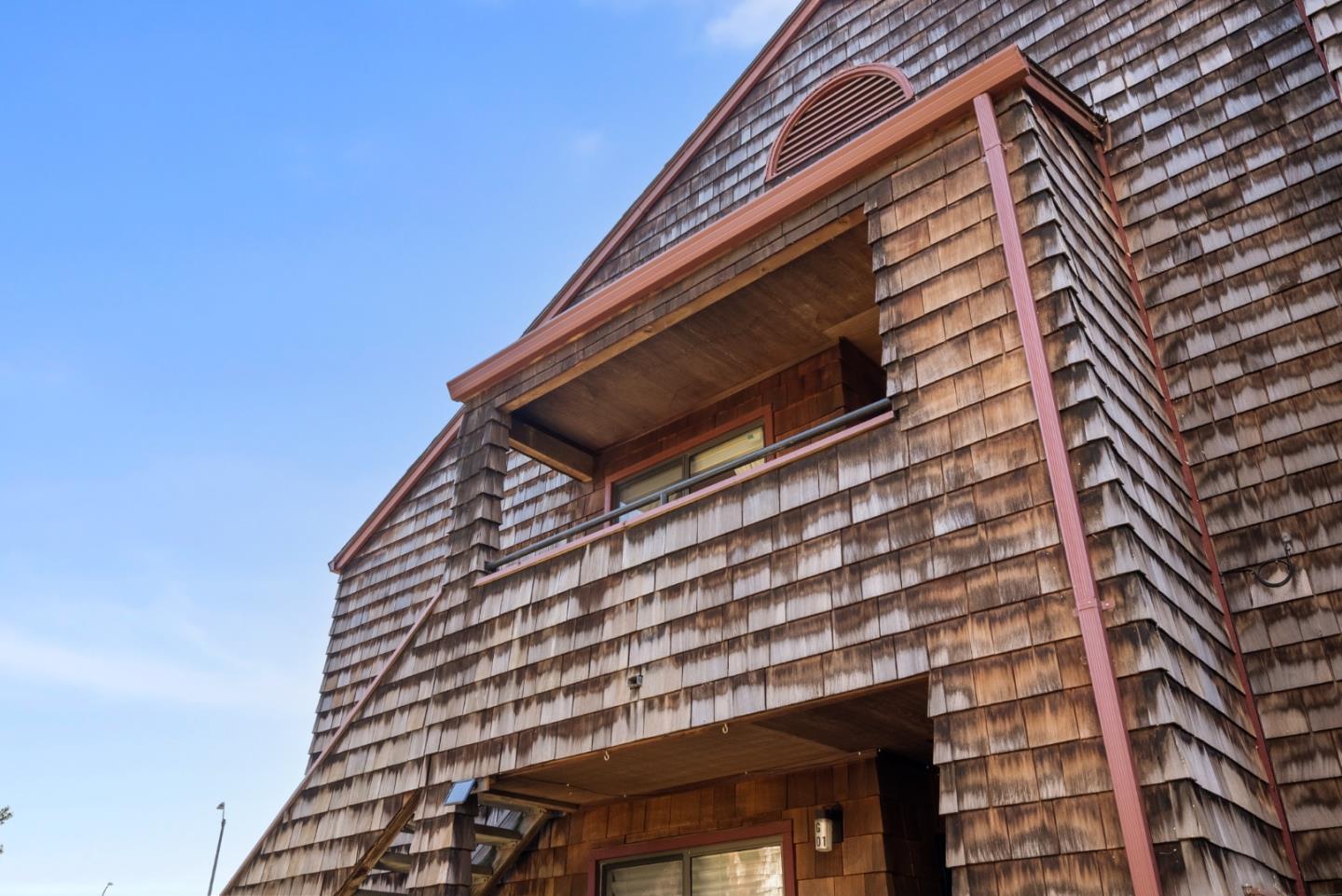 1555 Hecker Pass RD G201