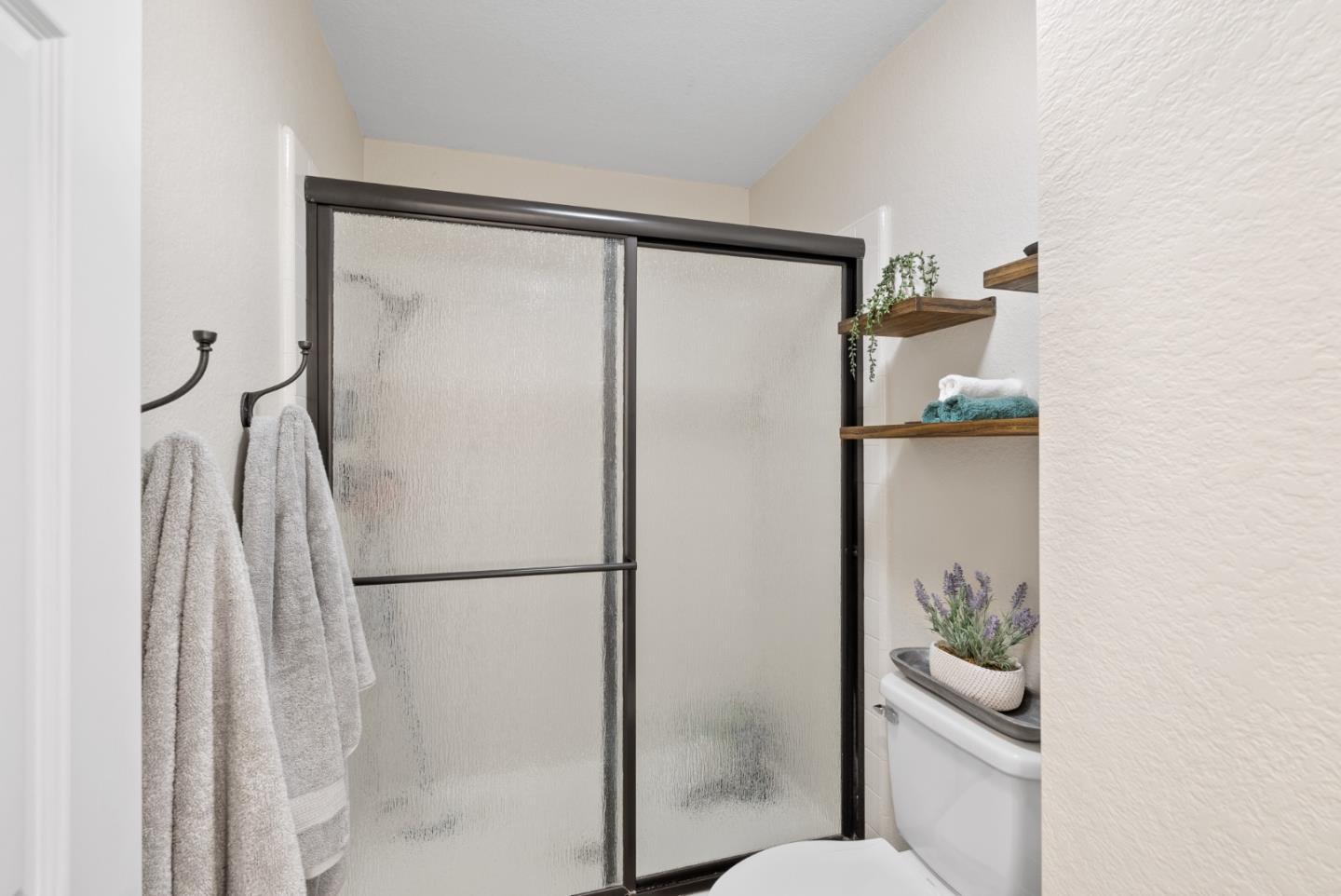 1555 Hecker Pass RD G201