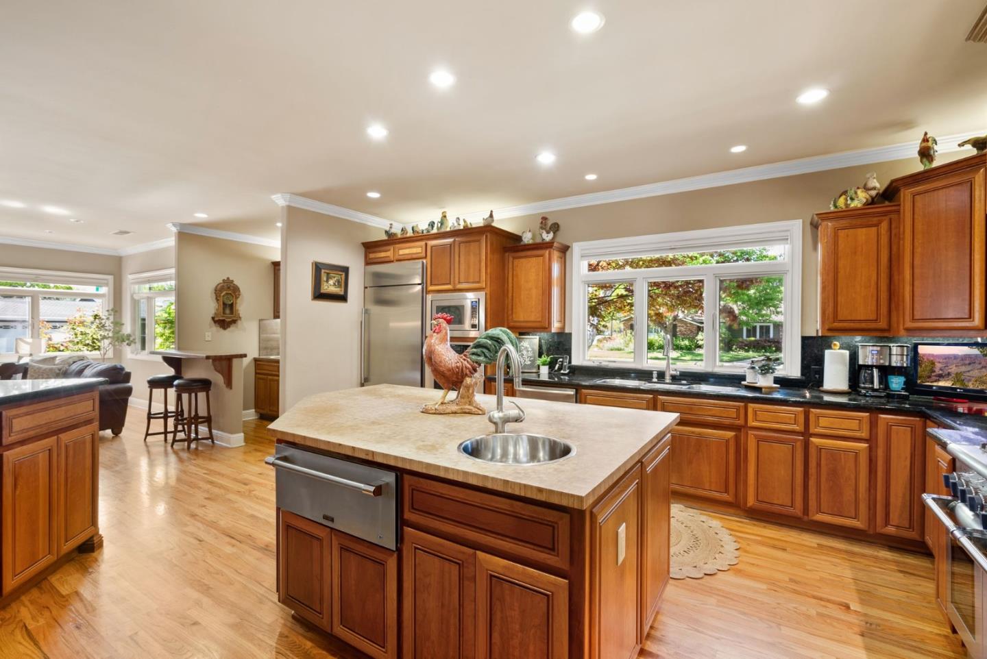 1196 Delynn WAY