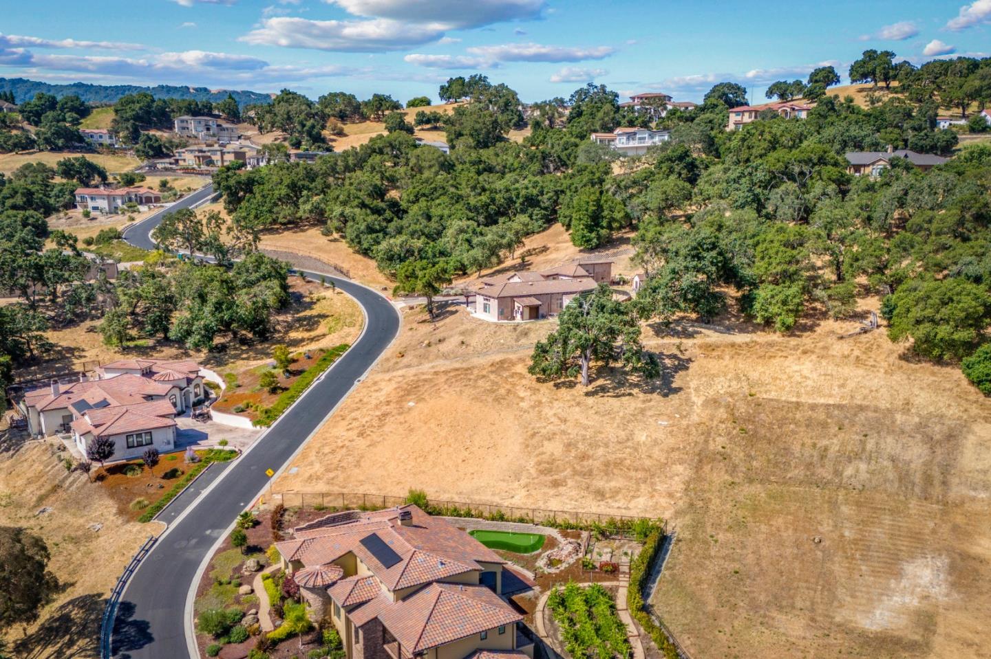 9145 Tea Tree WAY