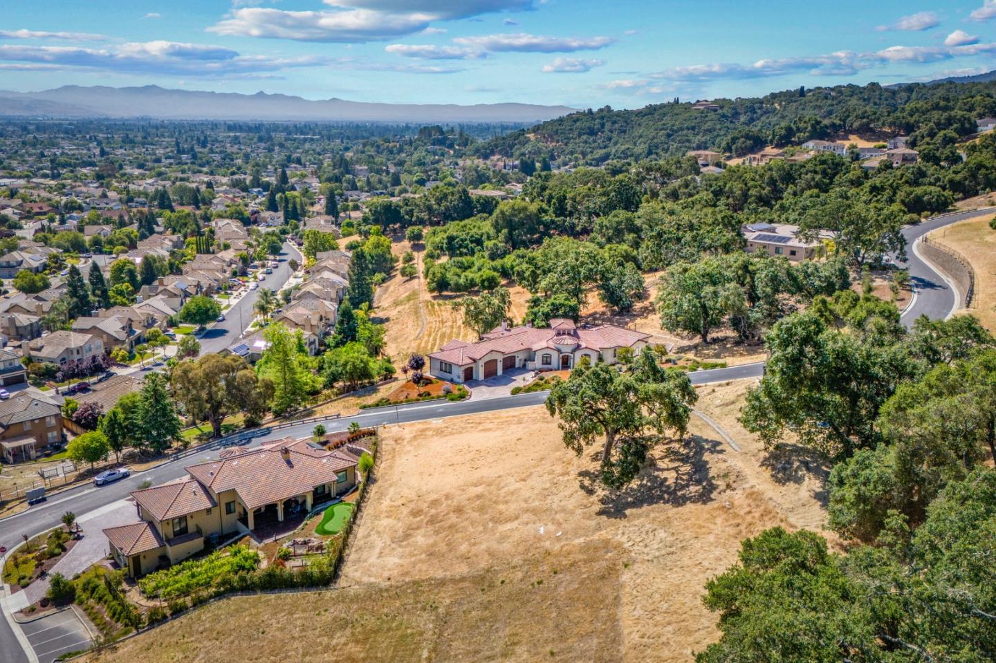 9145 Tea Tree WAY