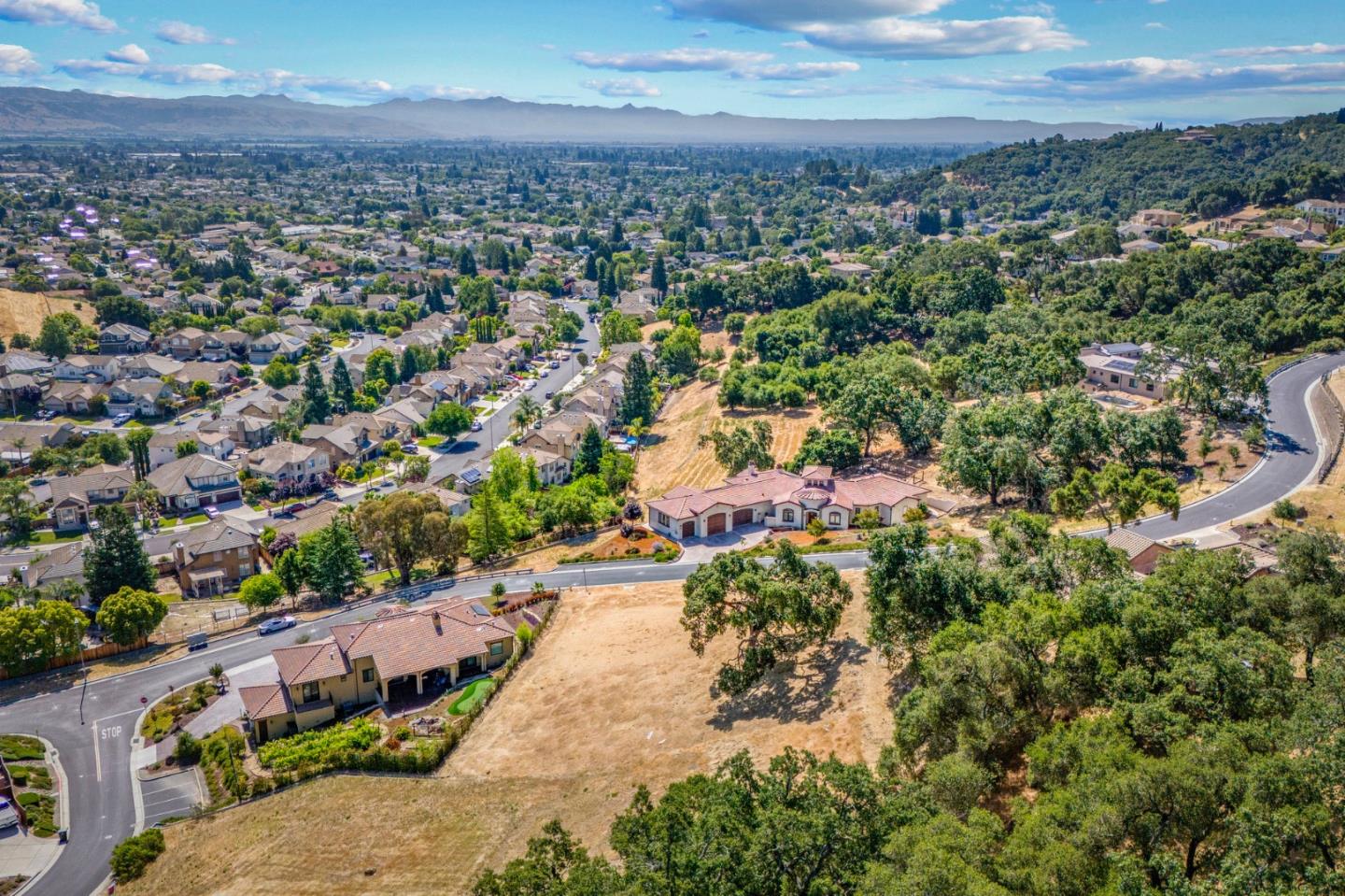 9145 Tea Tree WAY
