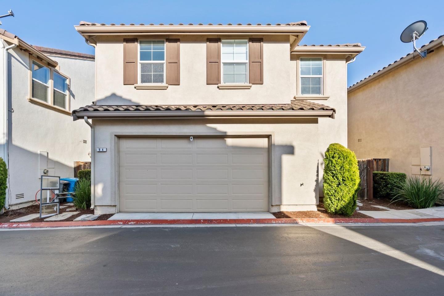94 Caspian WAY