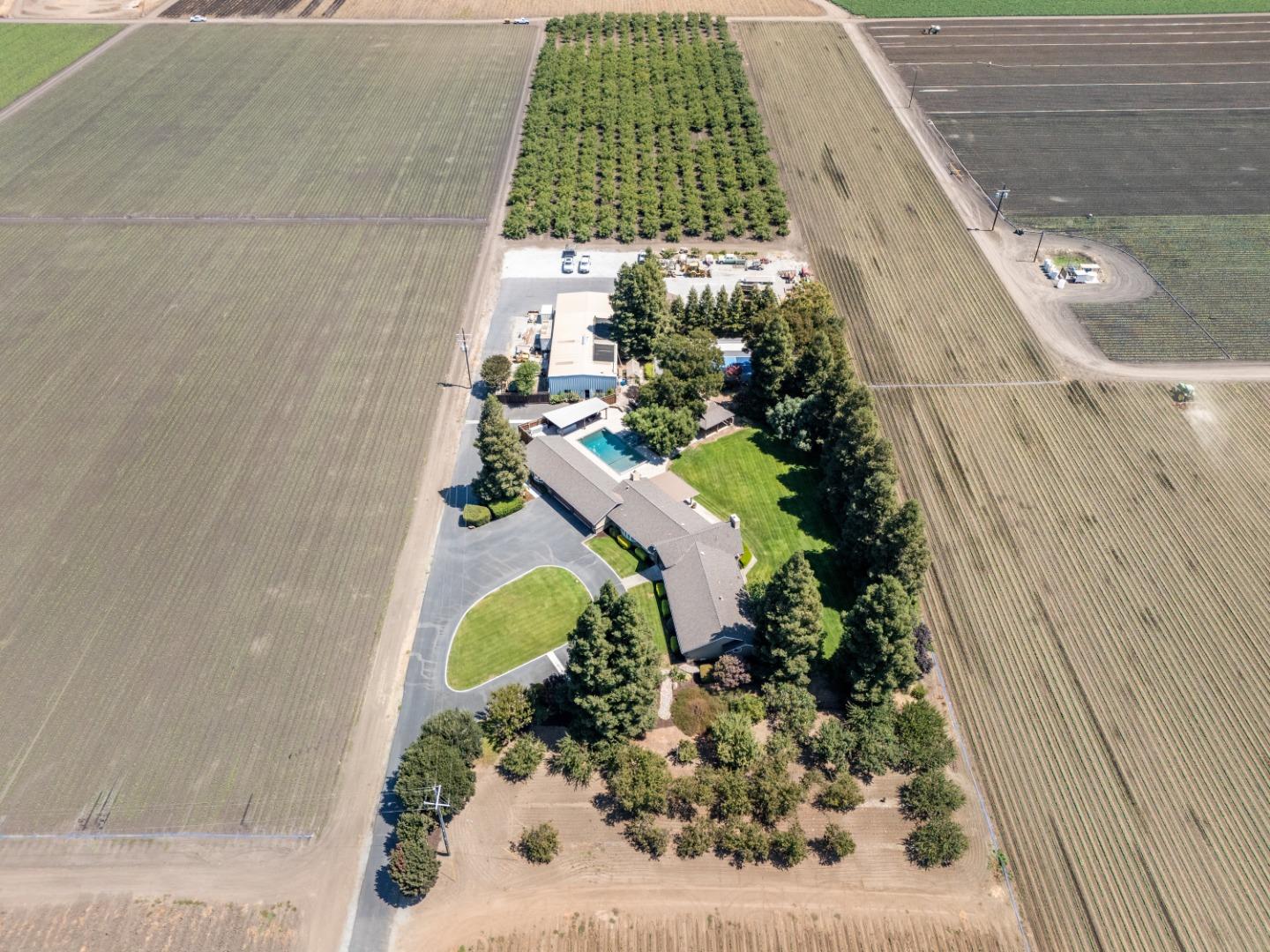 7096 Holsclaw Road