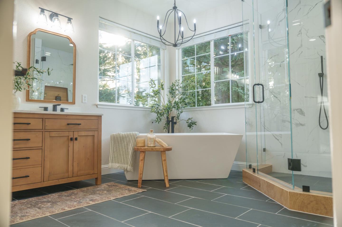 2360 Sunflower Circle