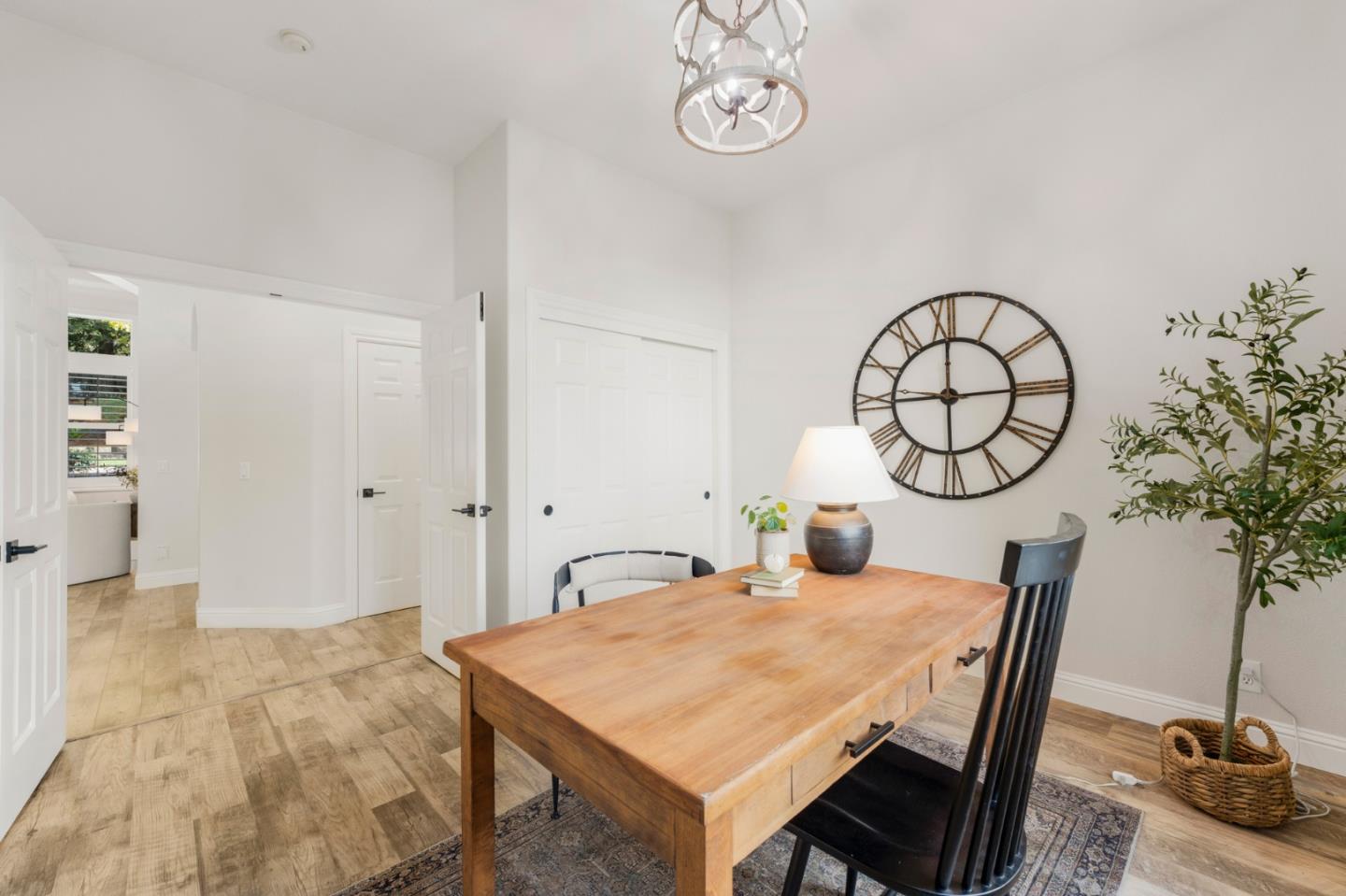 2360 Sunflower Circle