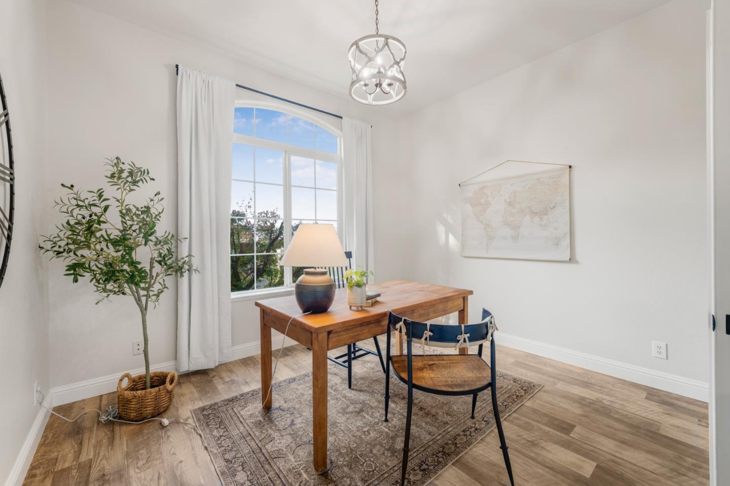 2360 Sunflower Circle