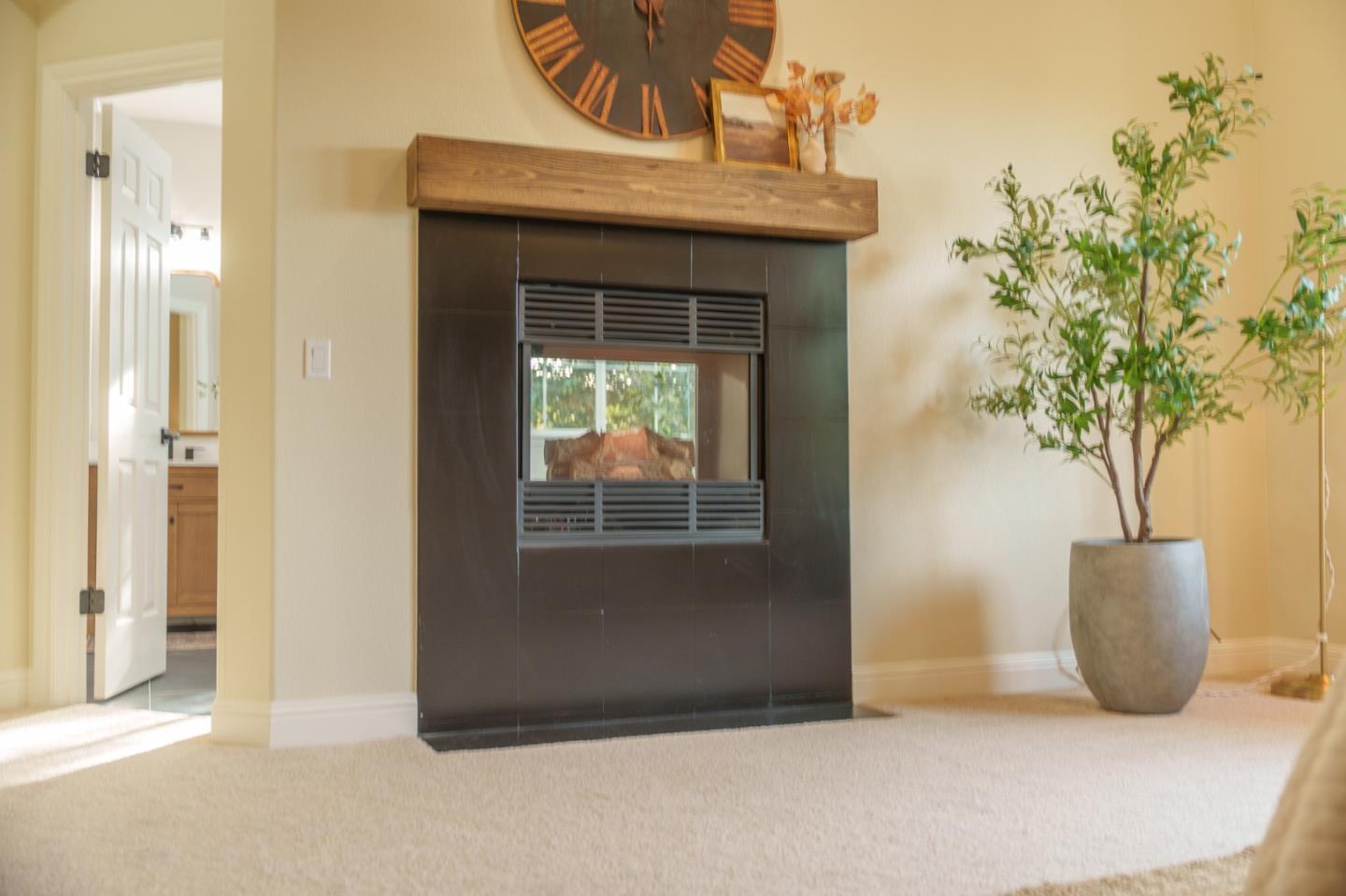 2360 Sunflower Circle