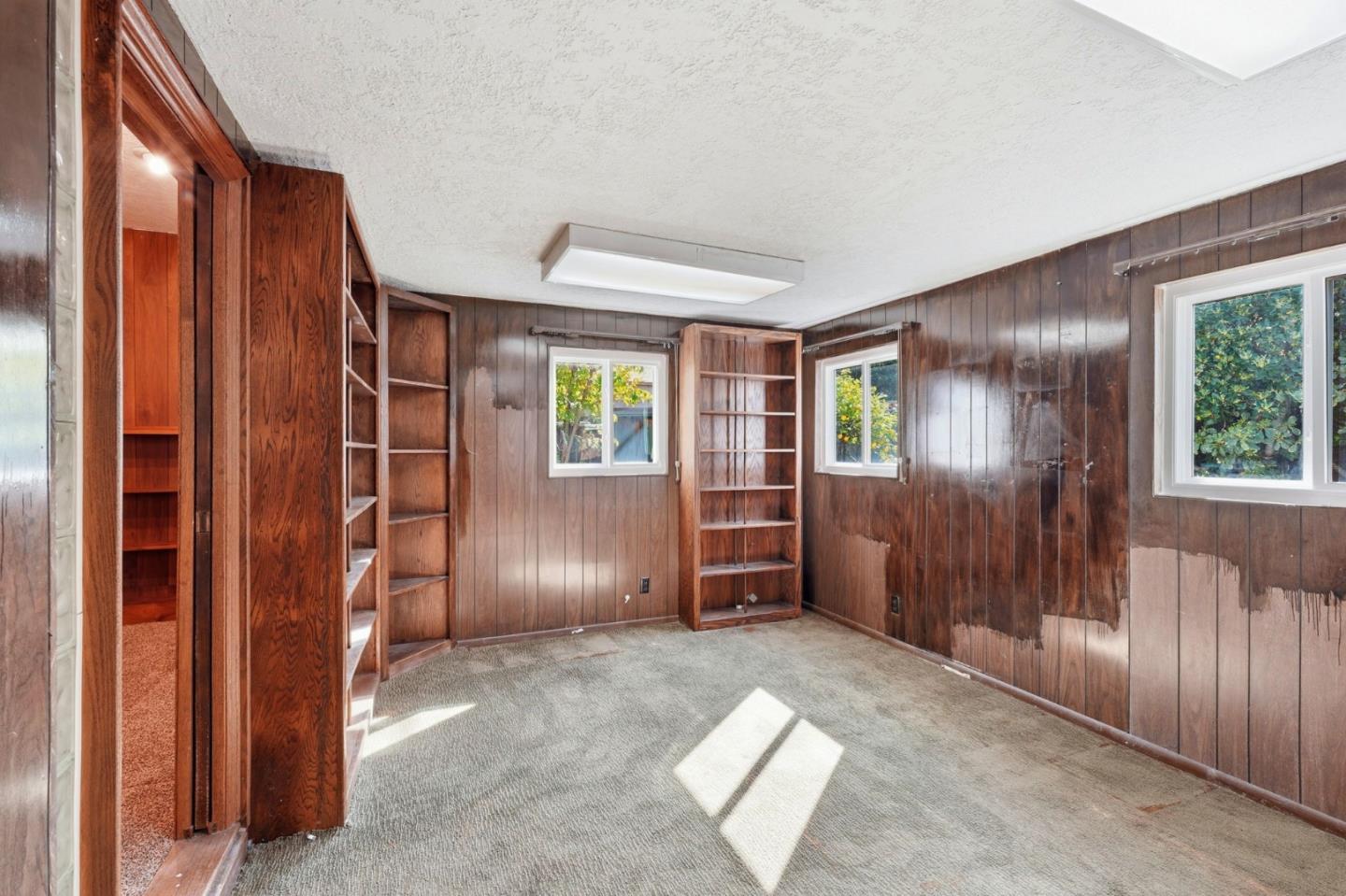 2298 Sunrise Drive