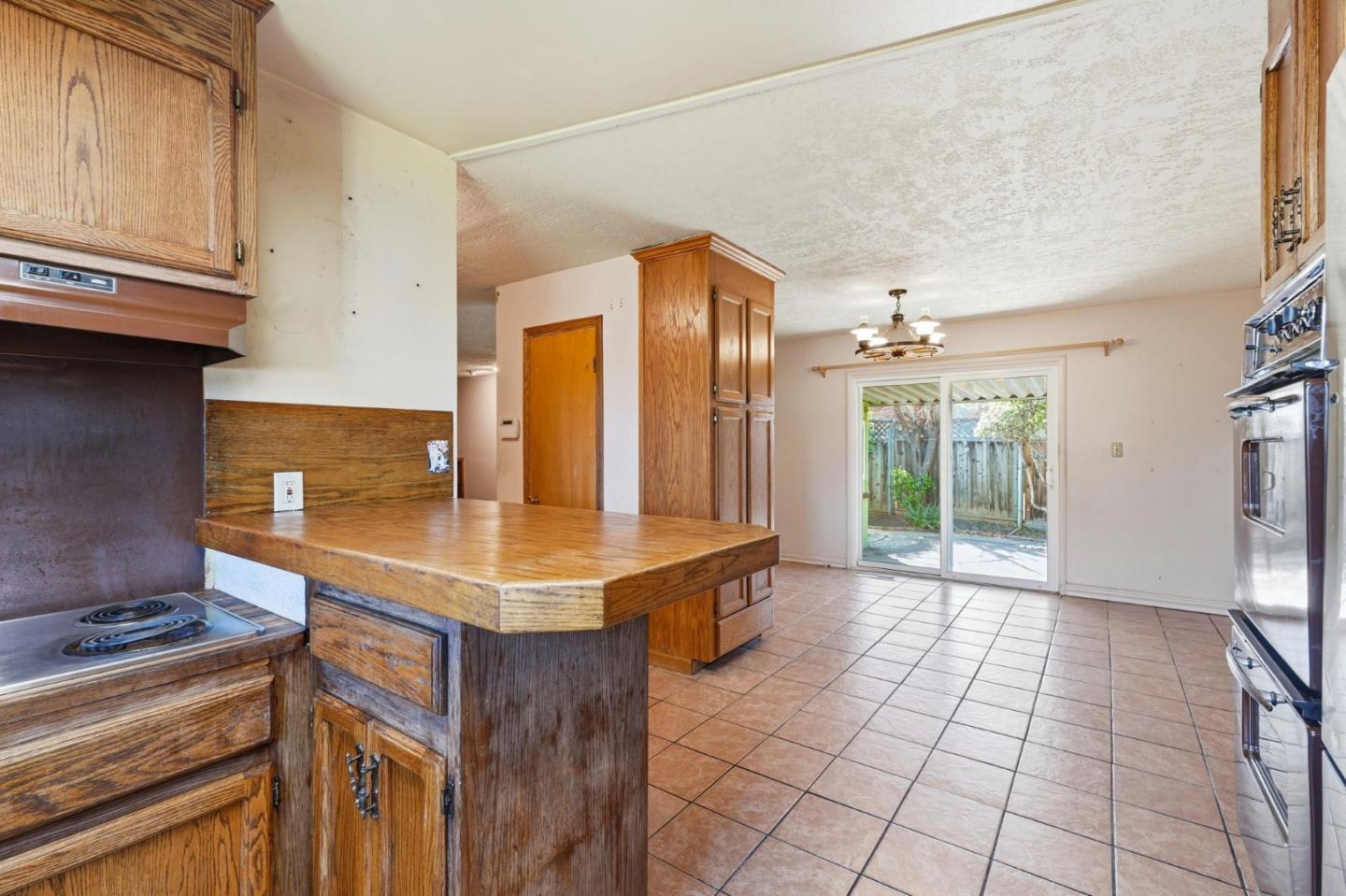 2298 Sunrise Drive
