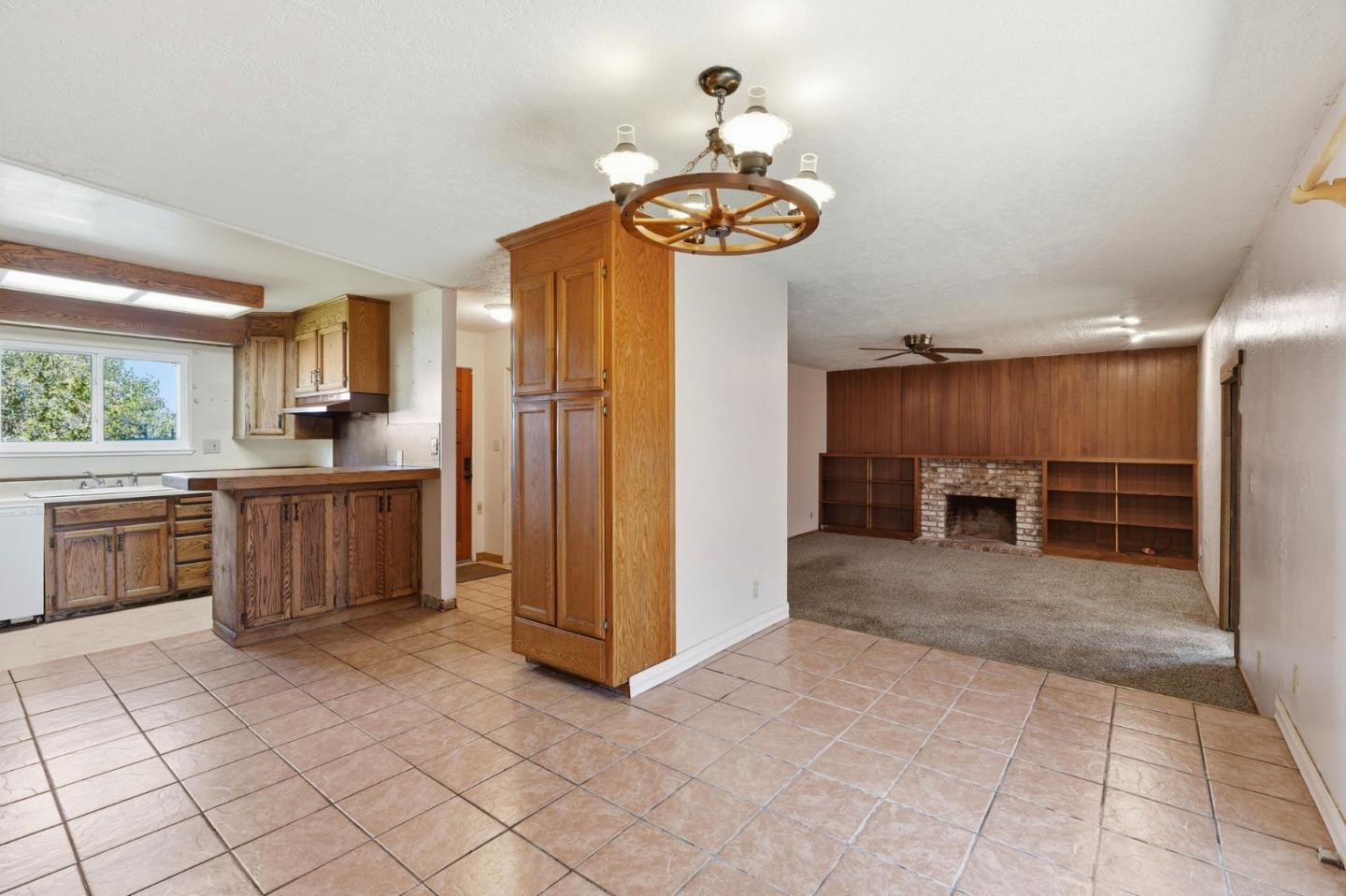 2298 Sunrise Drive