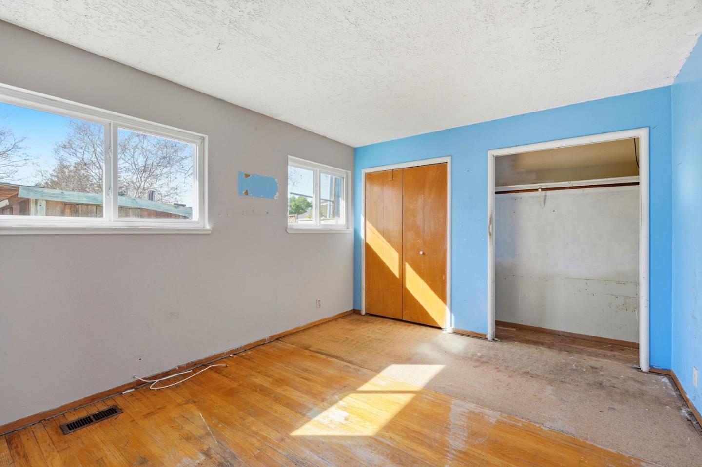 2298 Sunrise Drive