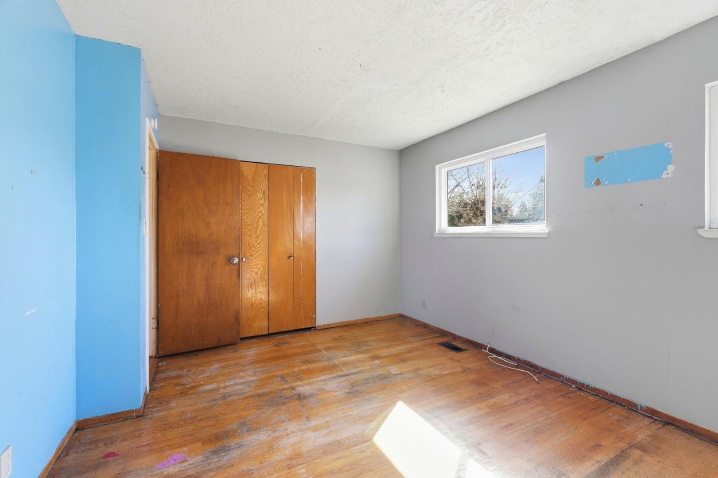 2298 Sunrise Drive