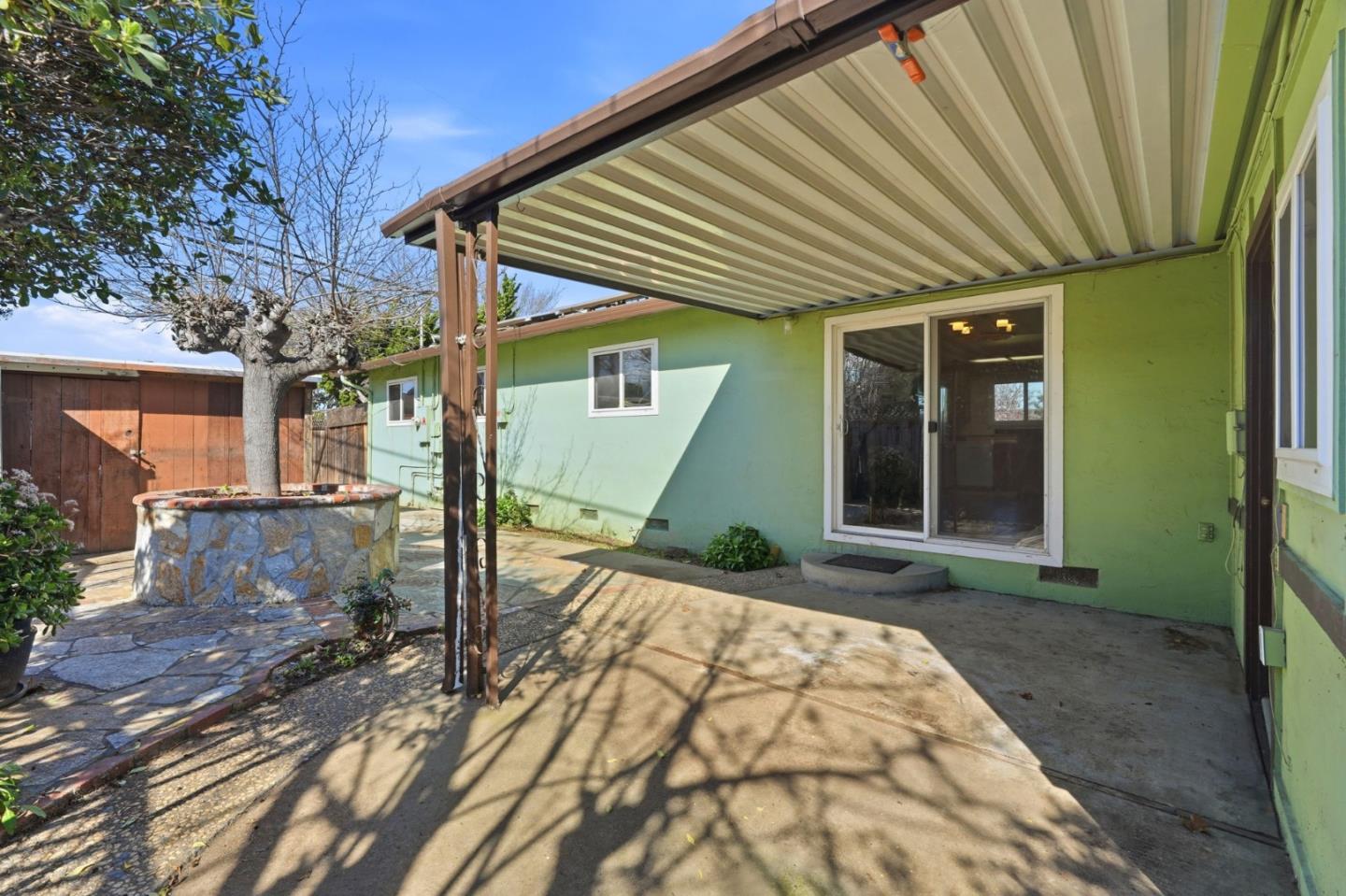 2298 Sunrise Drive