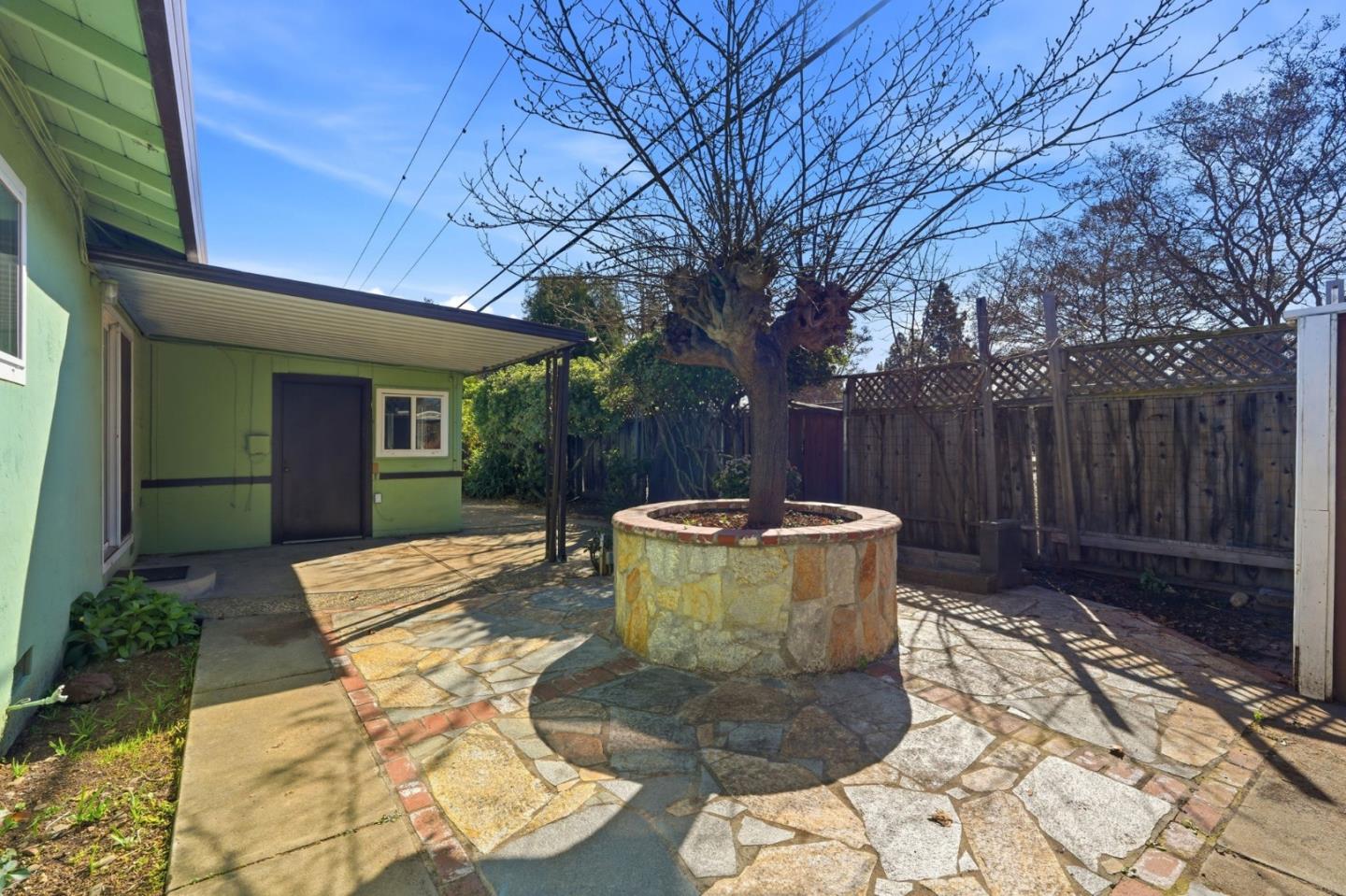 2298 Sunrise Drive