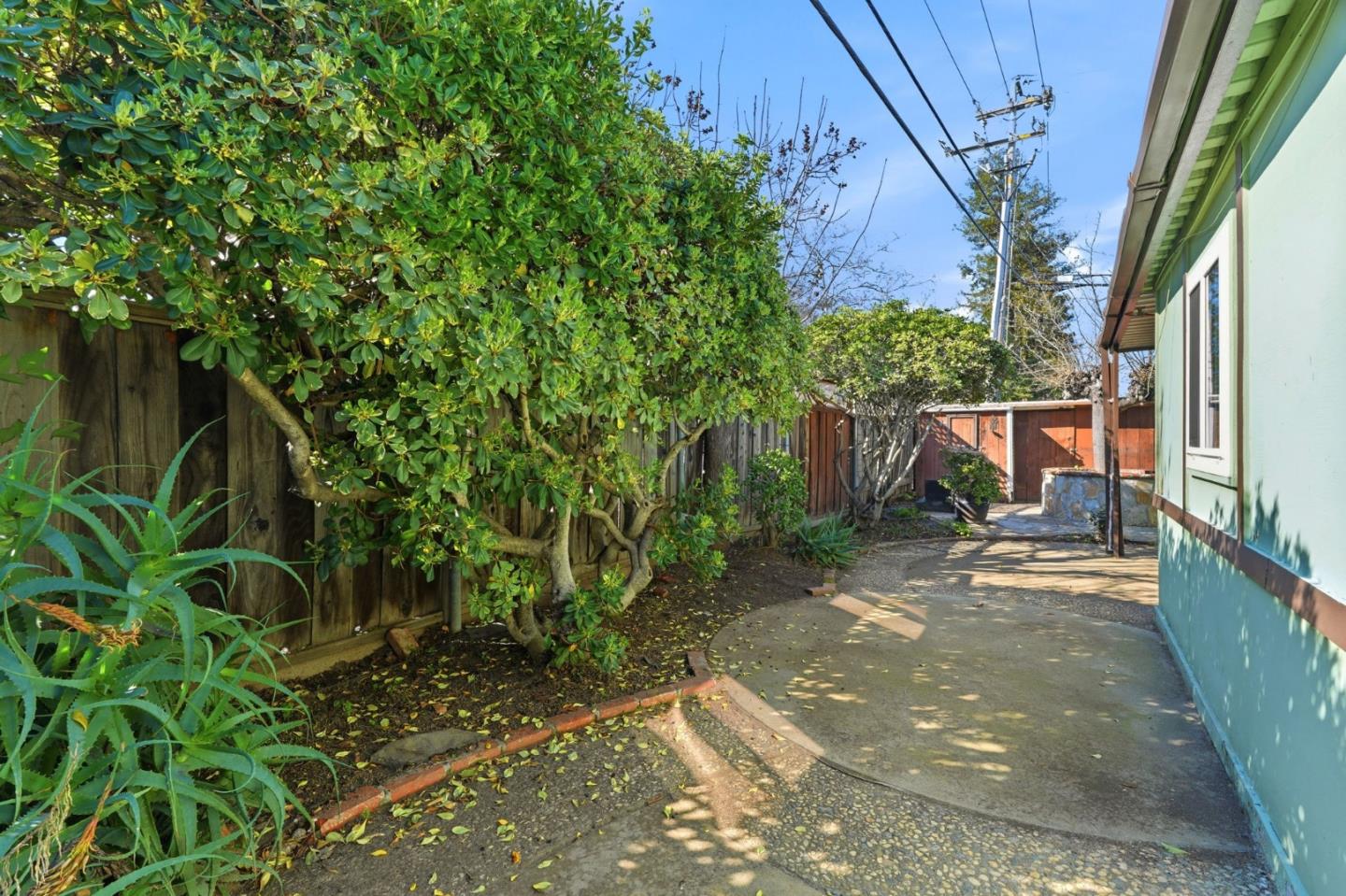 2298 Sunrise Drive