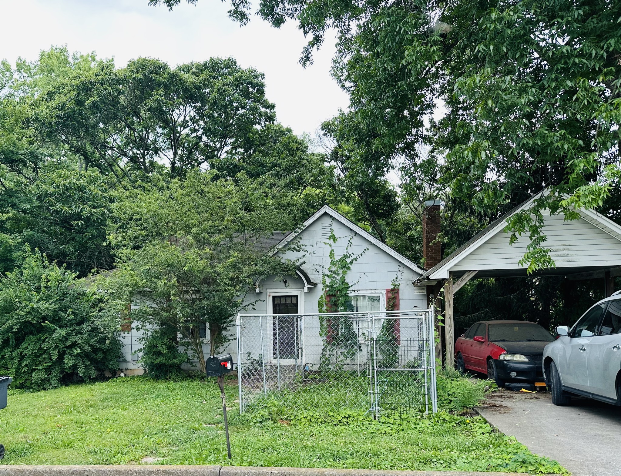 221 Walker St