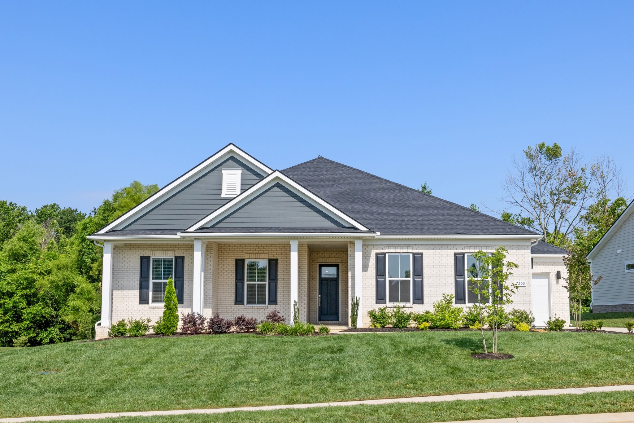 7250 Fiddlers Glen Dr