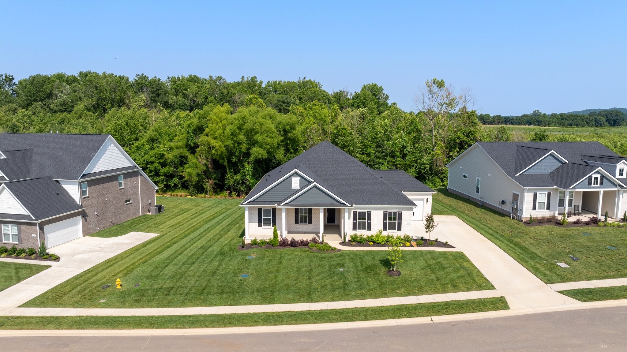 7250 Fiddlers Glen Dr