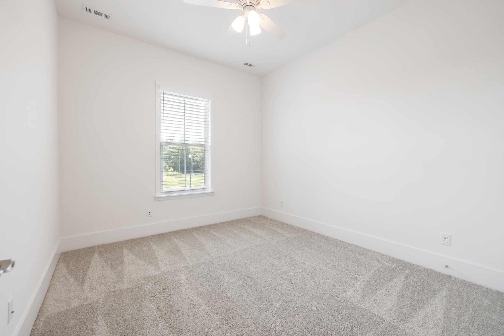 7250 Fiddlers Glen Dr