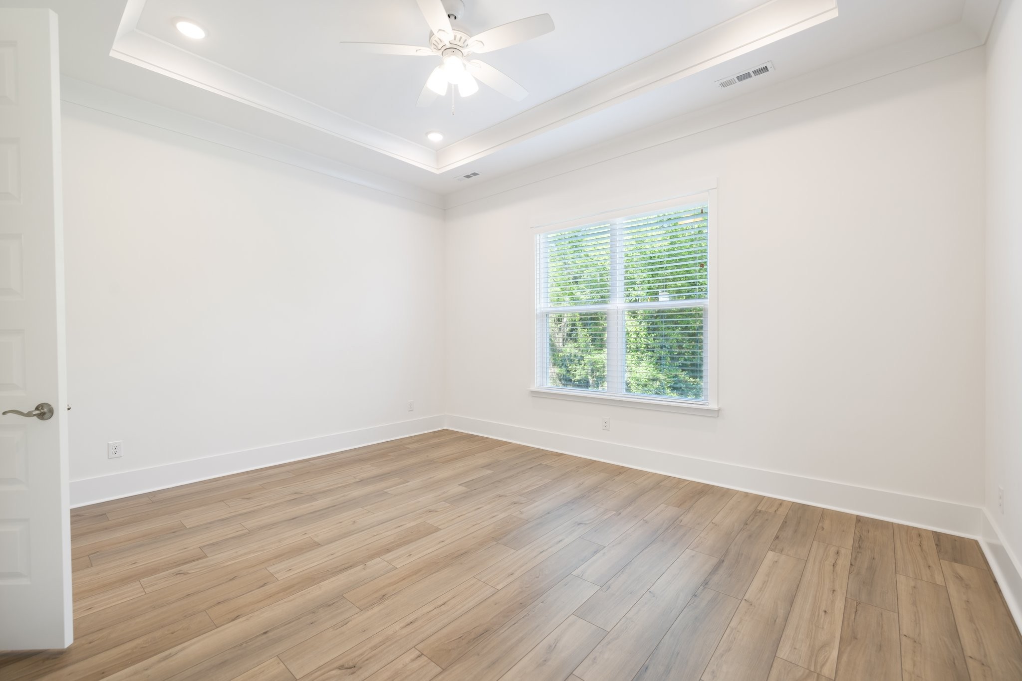 7250 Fiddlers Glen Dr