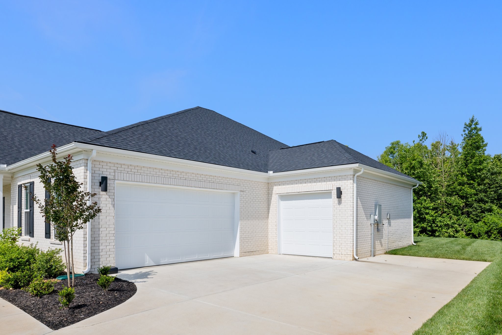 7250 Fiddlers Glen Dr