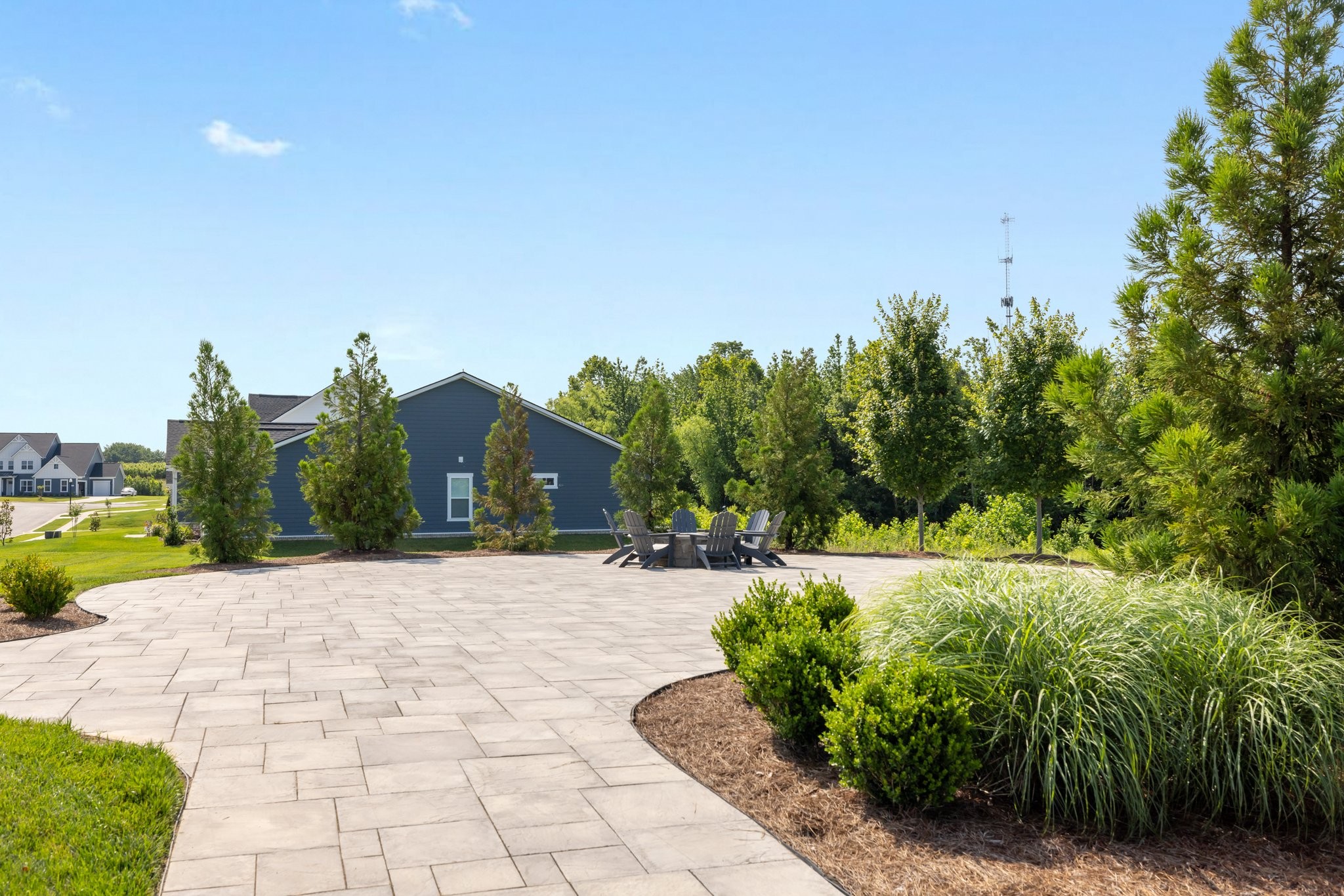 7250 Fiddlers Glen Dr