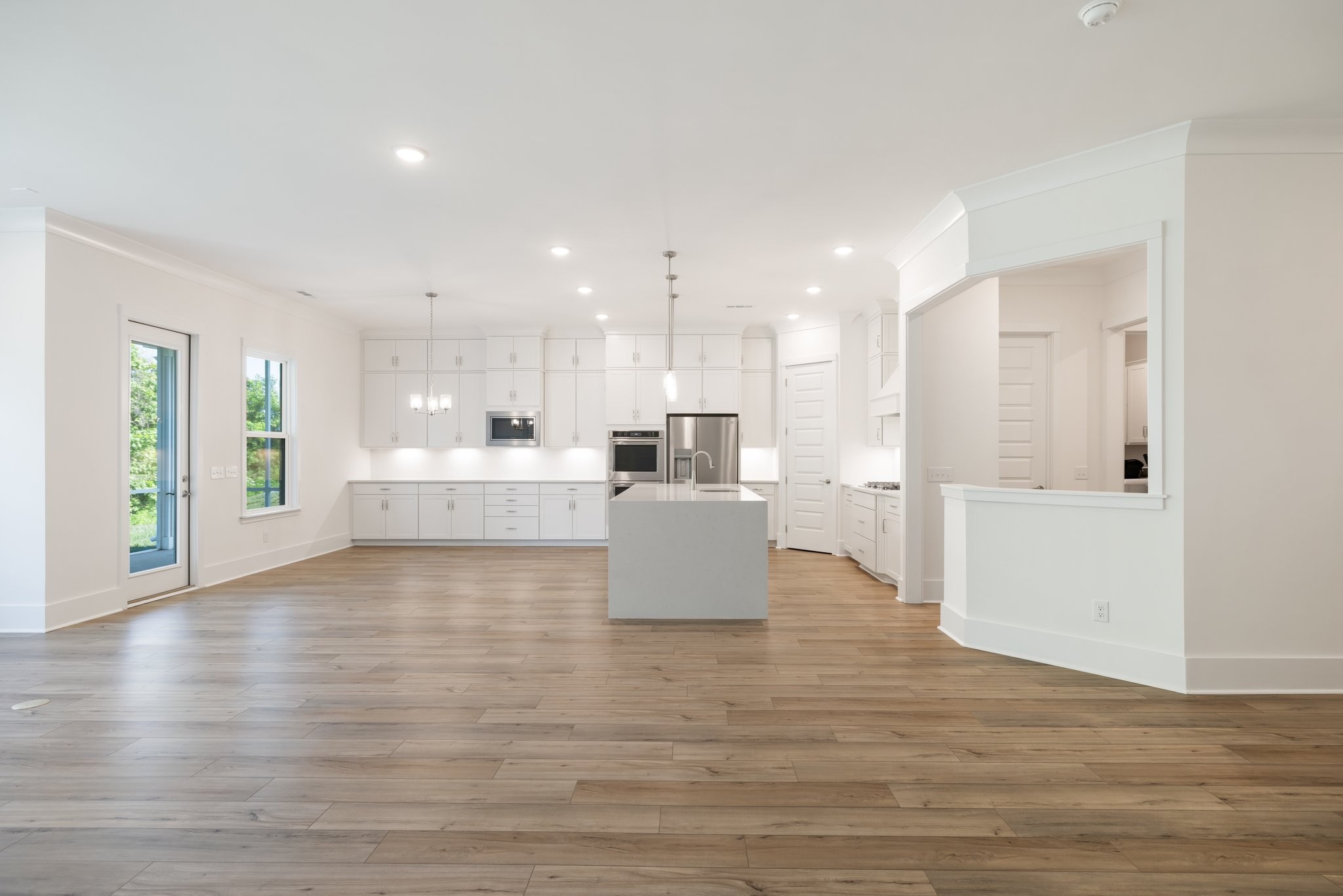 7250 Fiddlers Glen Dr