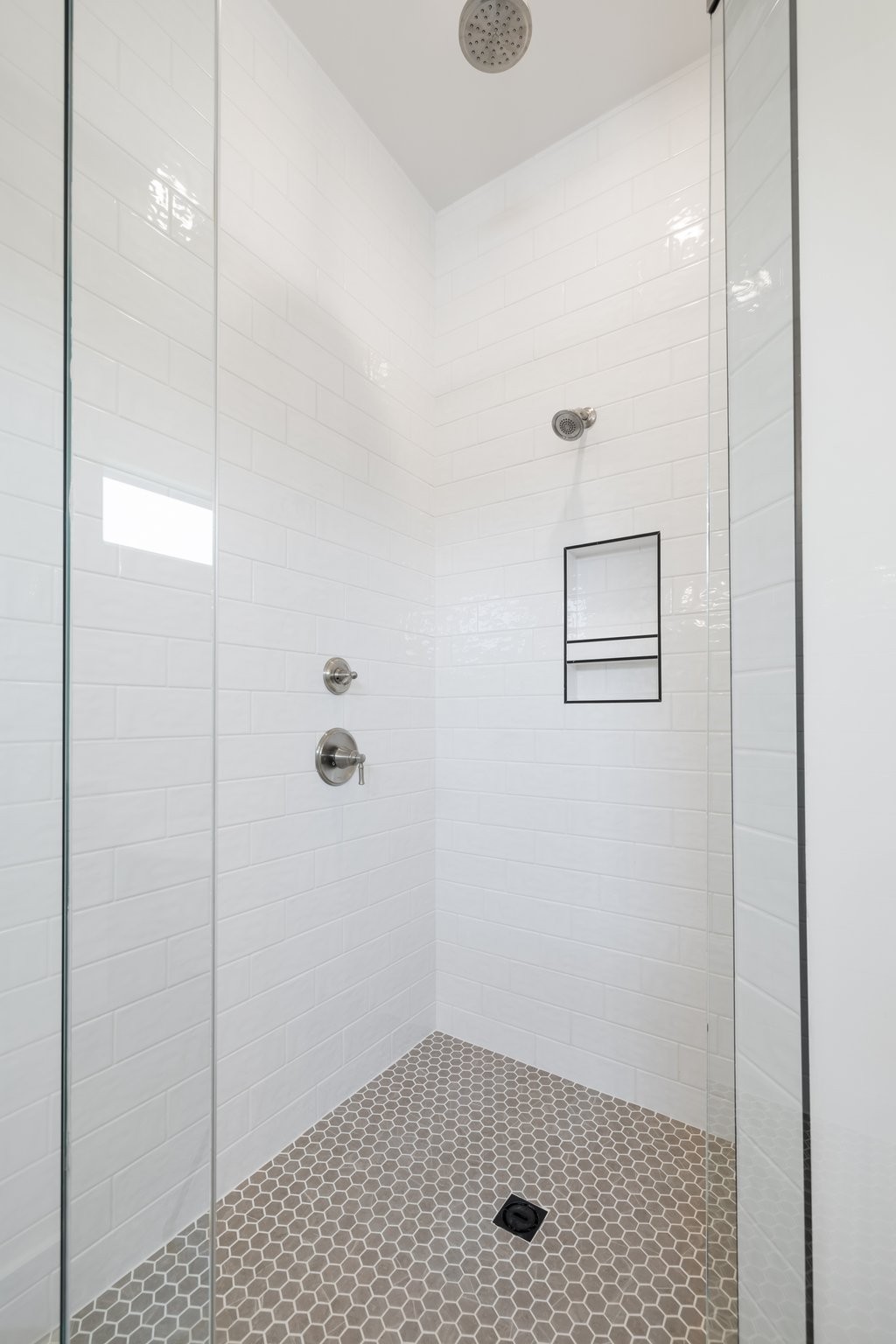 7250 Fiddlers Glen Dr