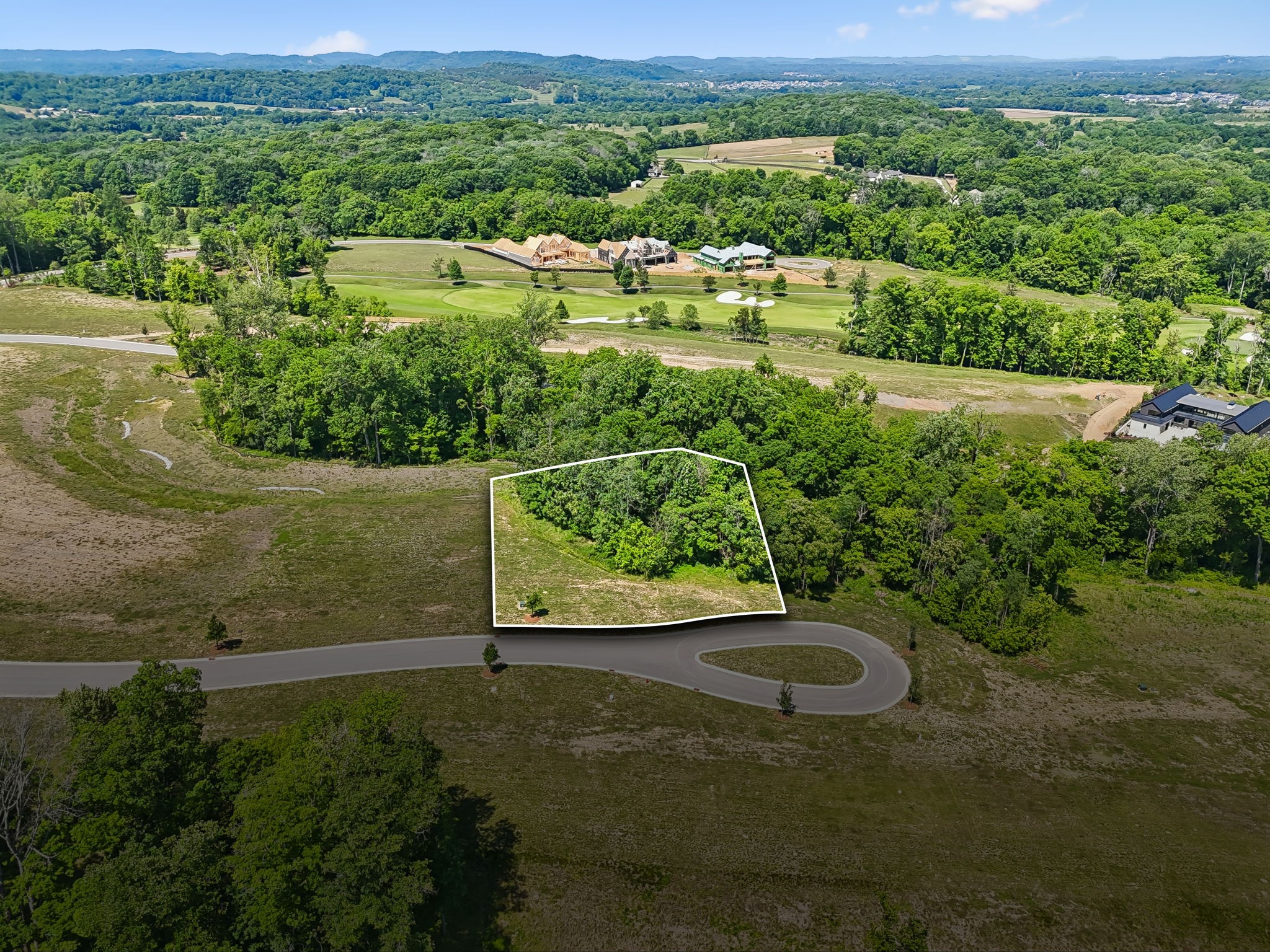 8386 Six String Drive Lot 1207