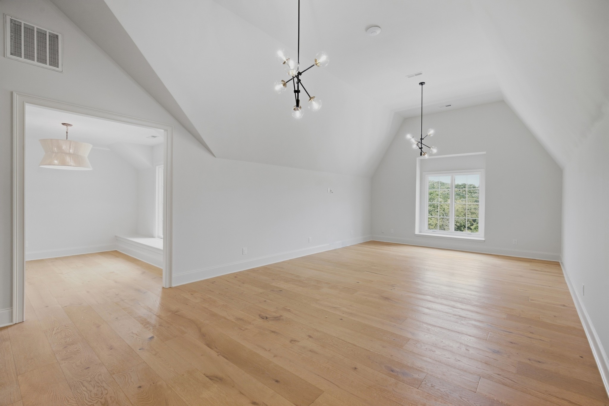 4445 Buchanan Ln