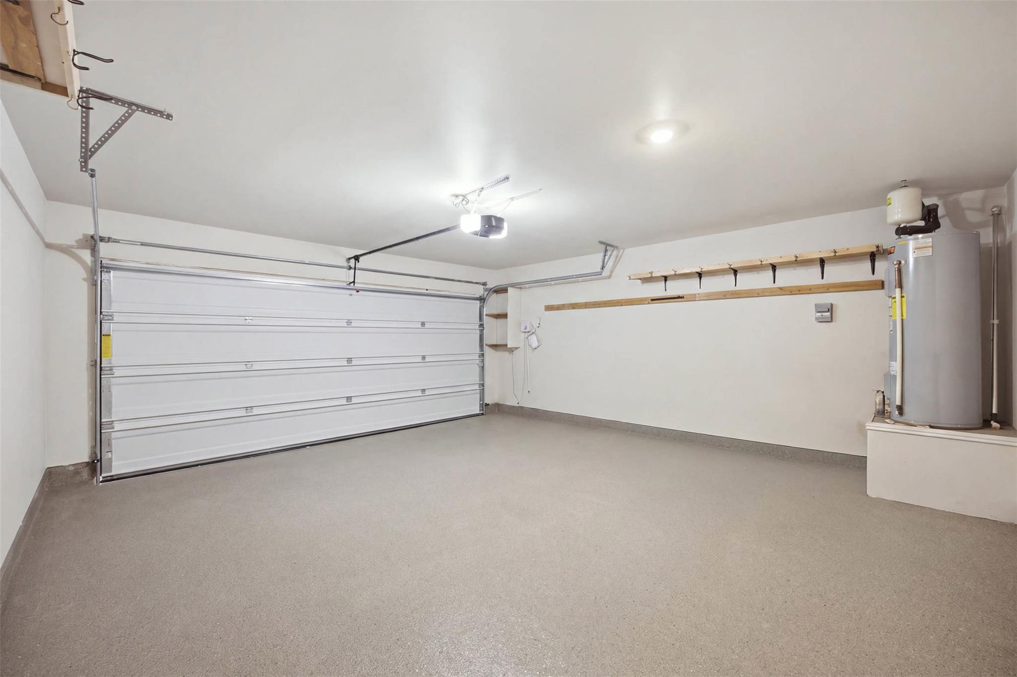 171 Cattle Queen RD