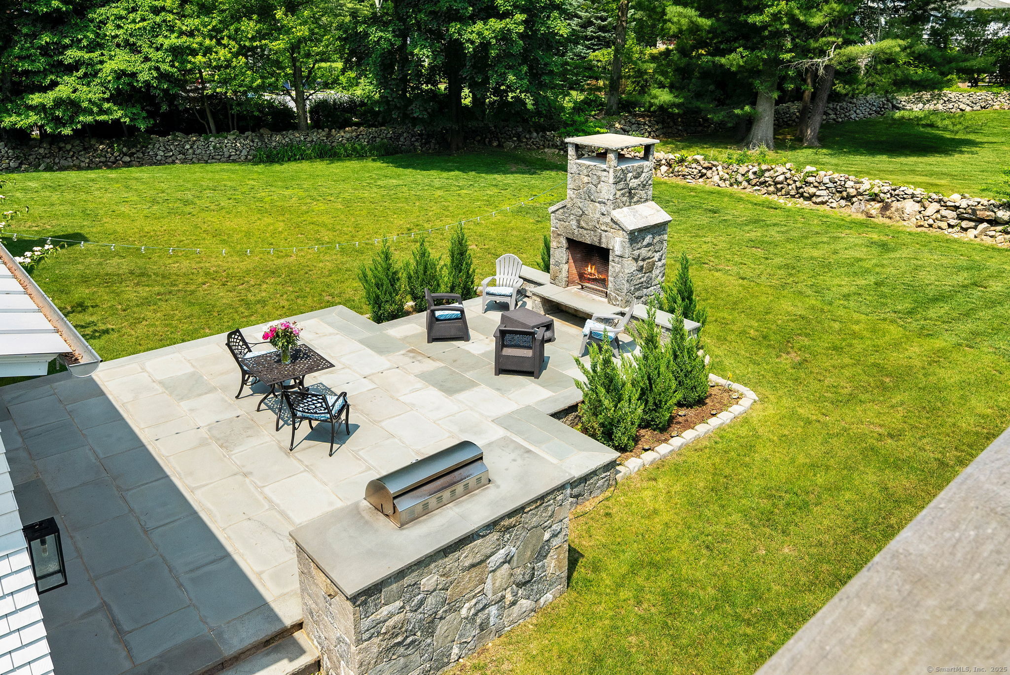 300 Hollow Tree Ridge Road