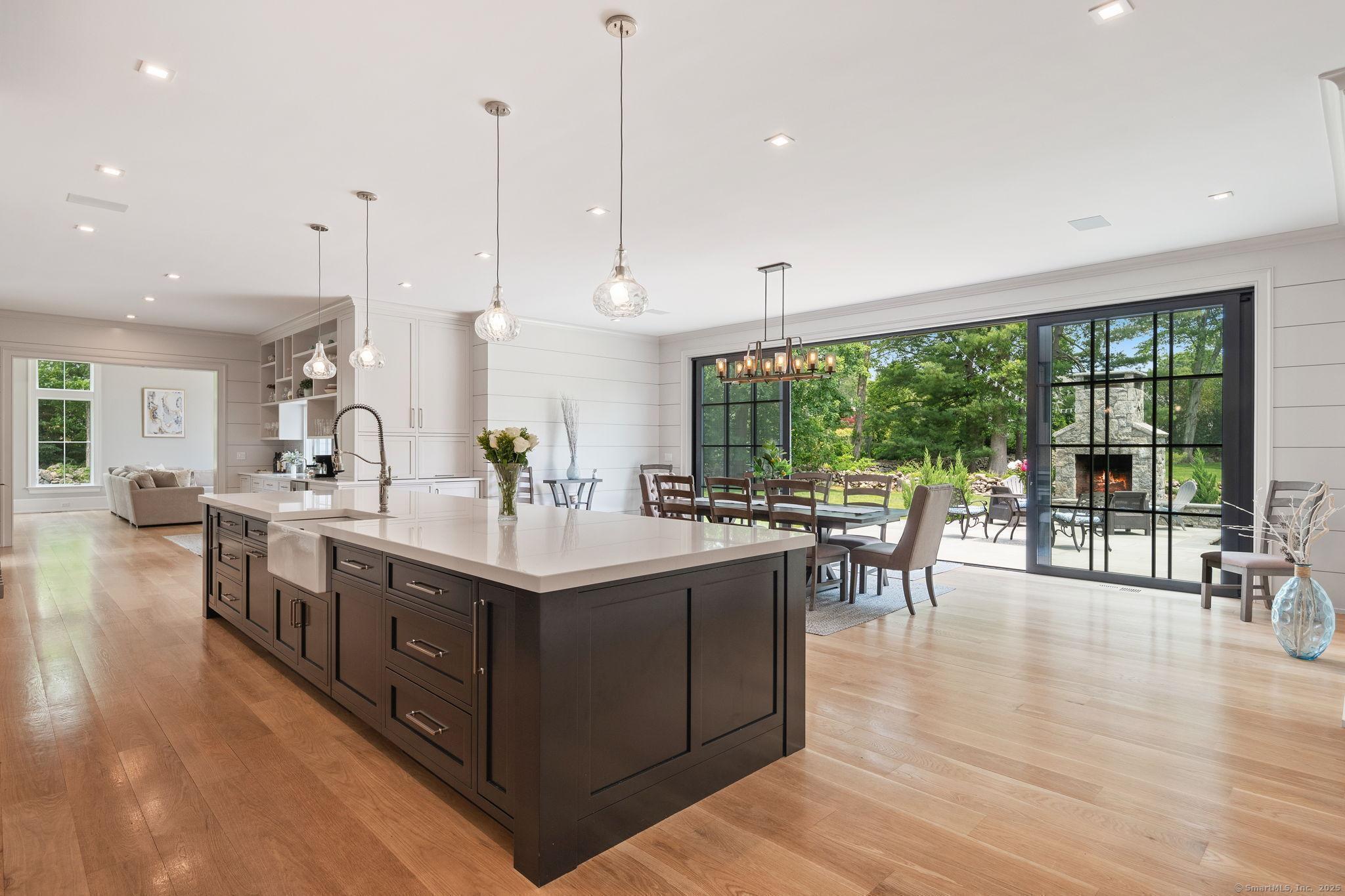 300 Hollow Tree Ridge Road