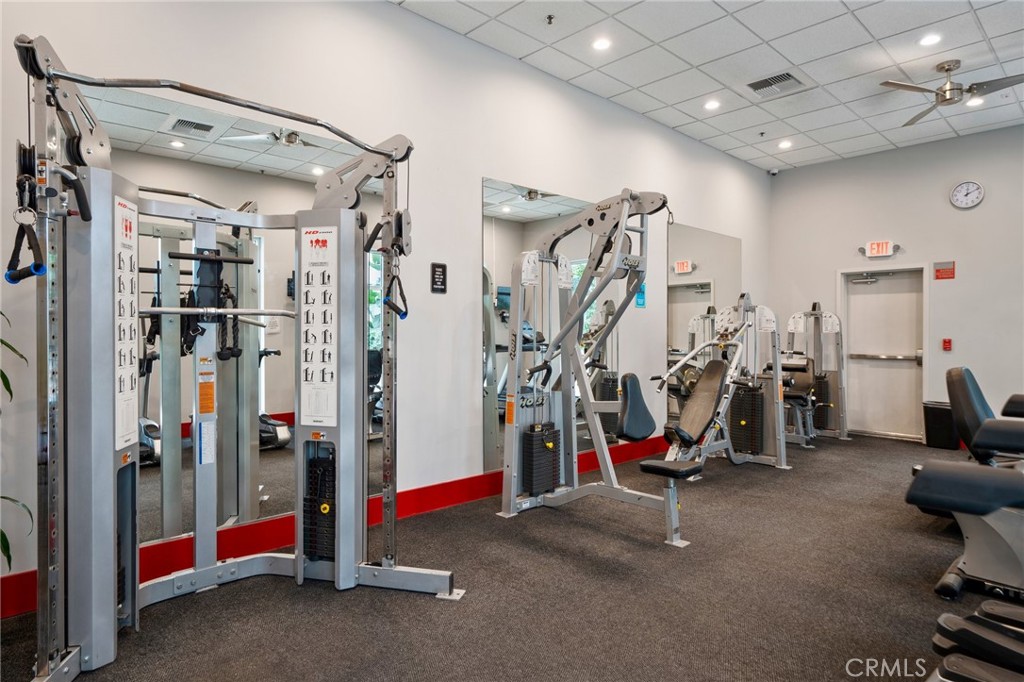 645 W 9th Street 433