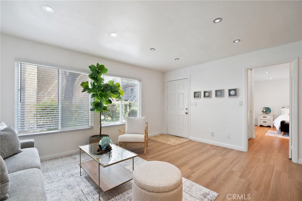 1117 Sepulveda Boulevard 2-102