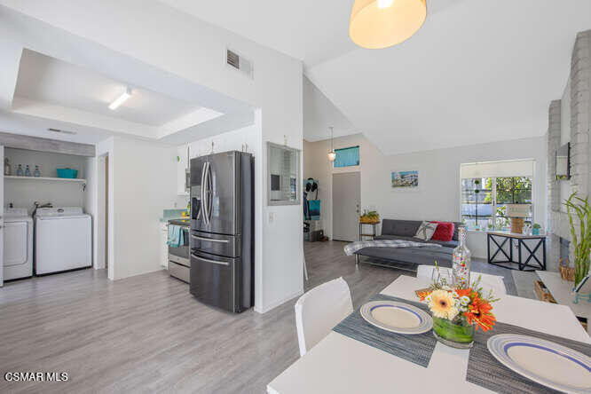 950 Quarterhorse Lane