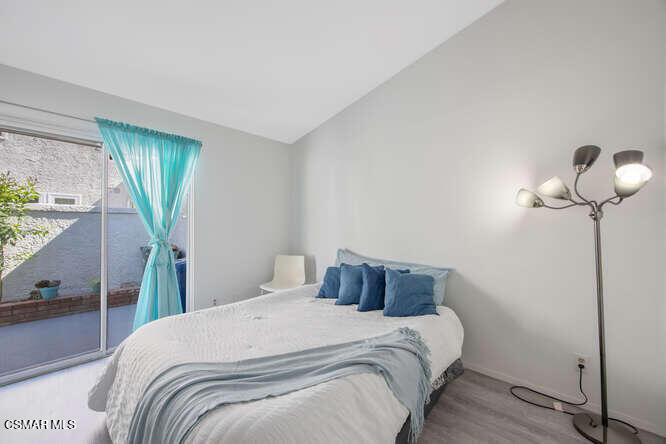 950 Quarterhorse Lane